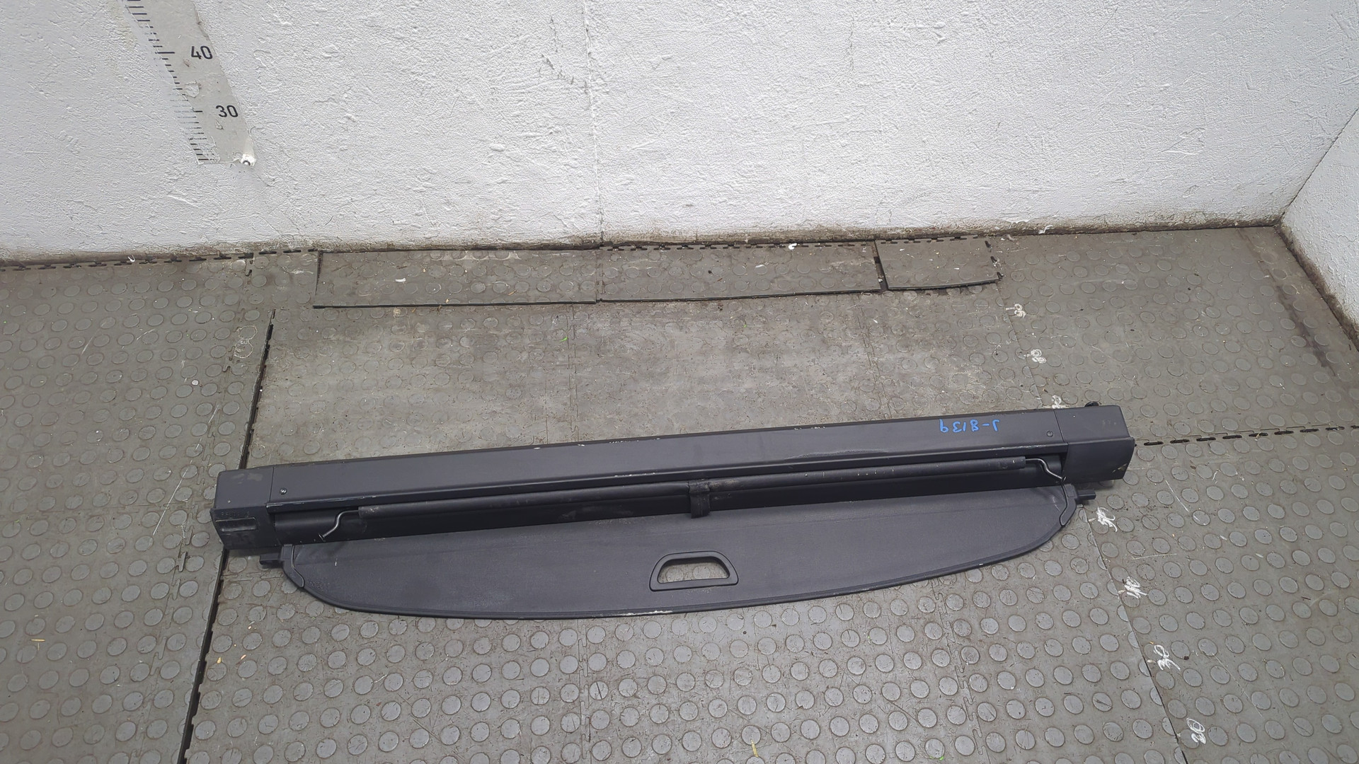 Шторка багажника