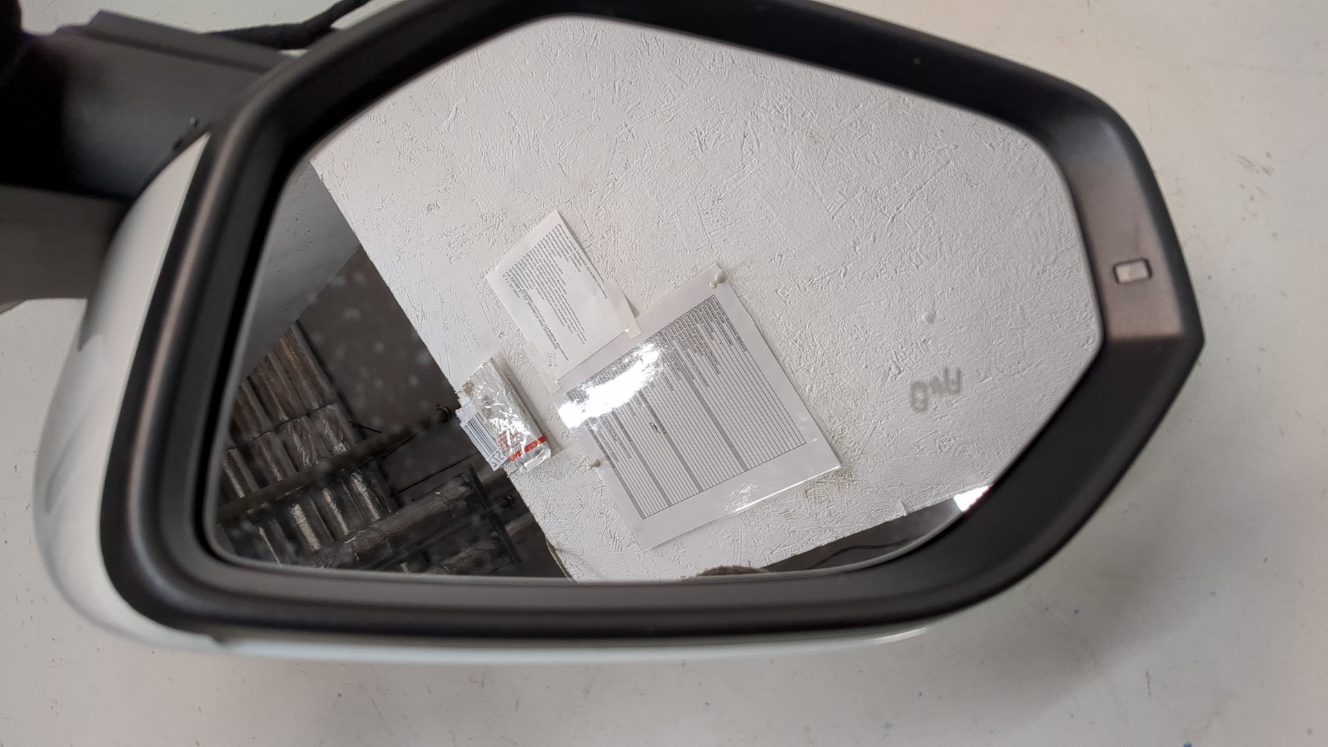 Зеркало левое электрическое