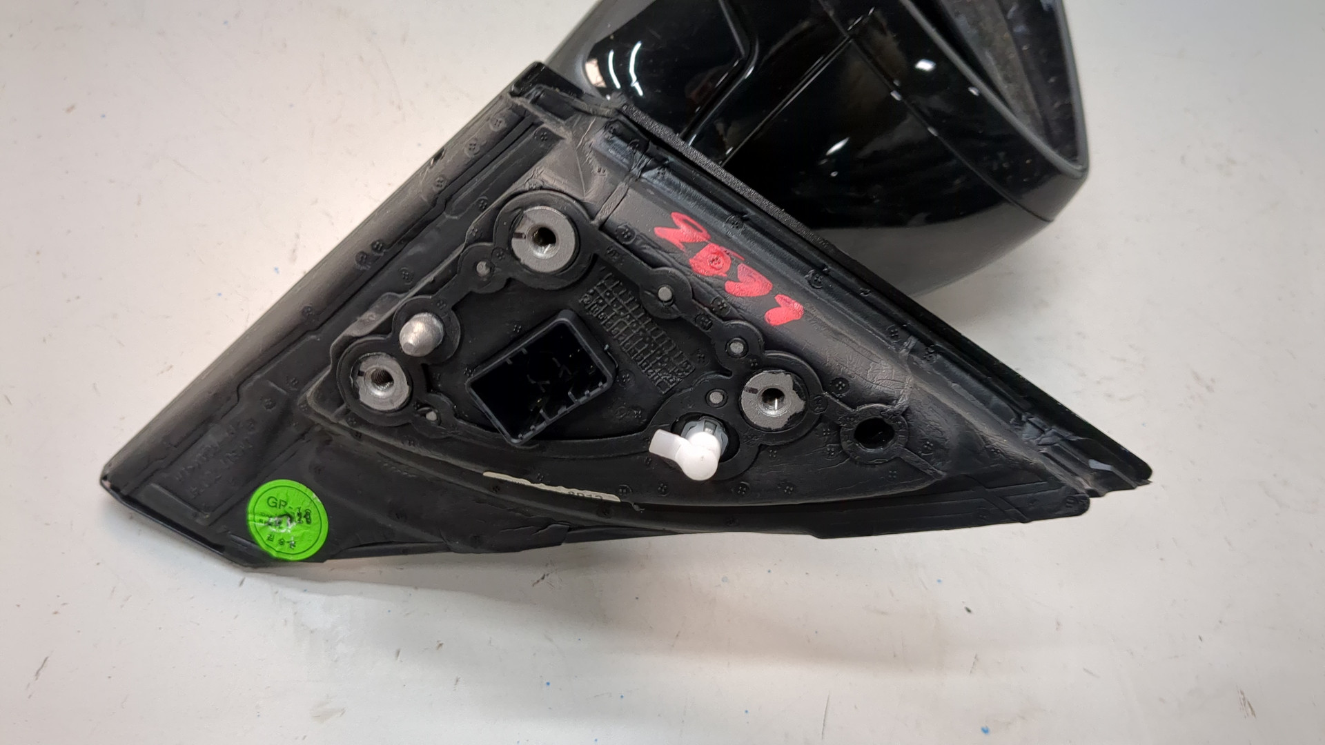 Зеркало левое электрическое