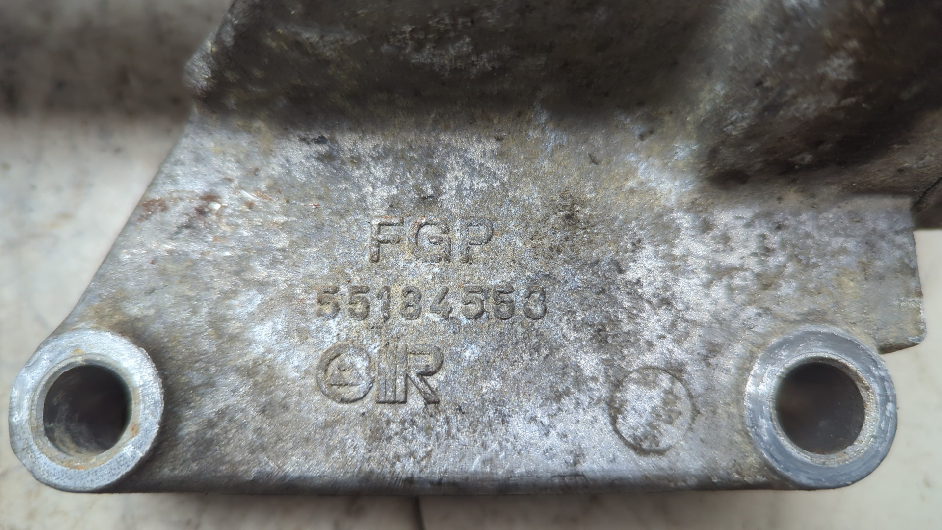 Полуось передняя правая