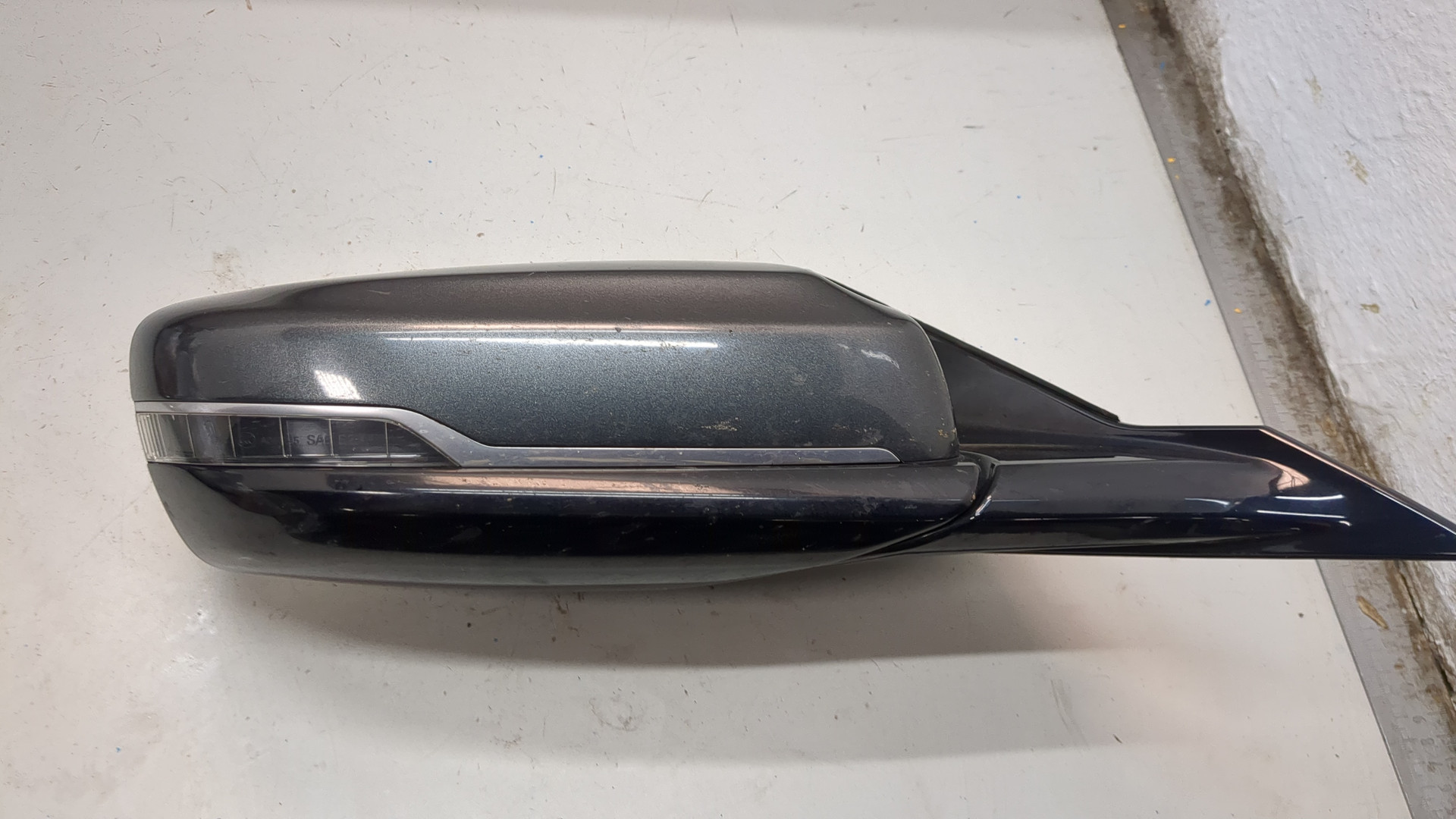 Зеркало правое электрическое