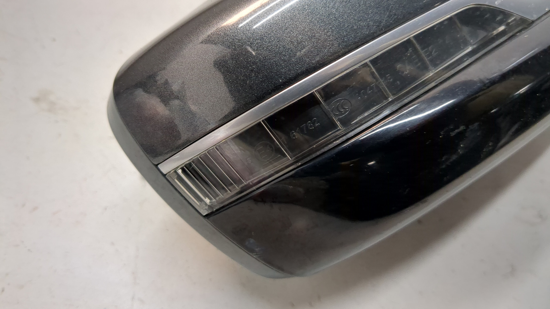 Зеркало правое электрическое