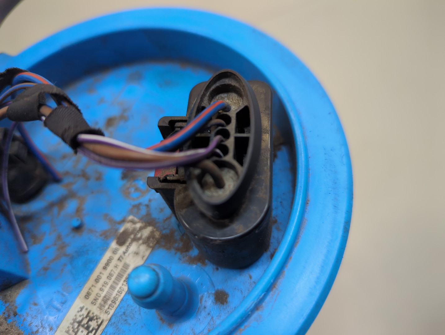 Насос топливный электрический