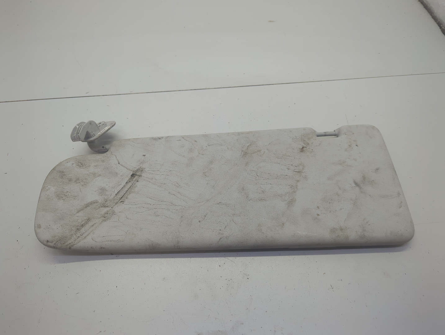 Козырек солнцезащитный