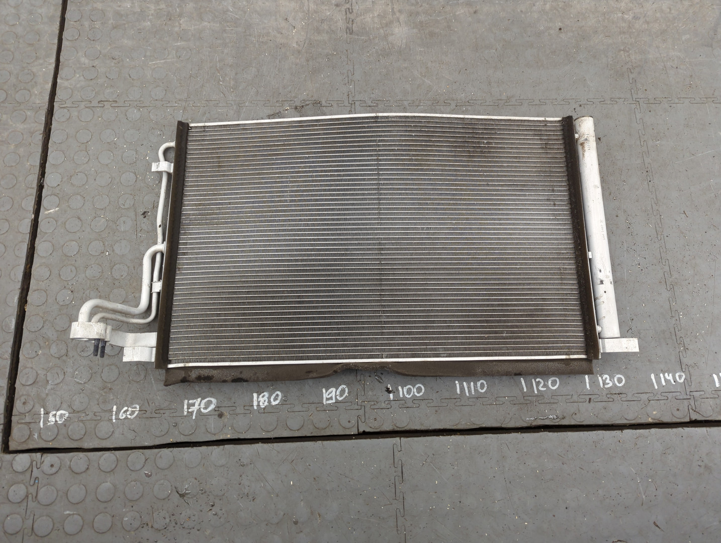 Радиатор кондиционера / конденсер