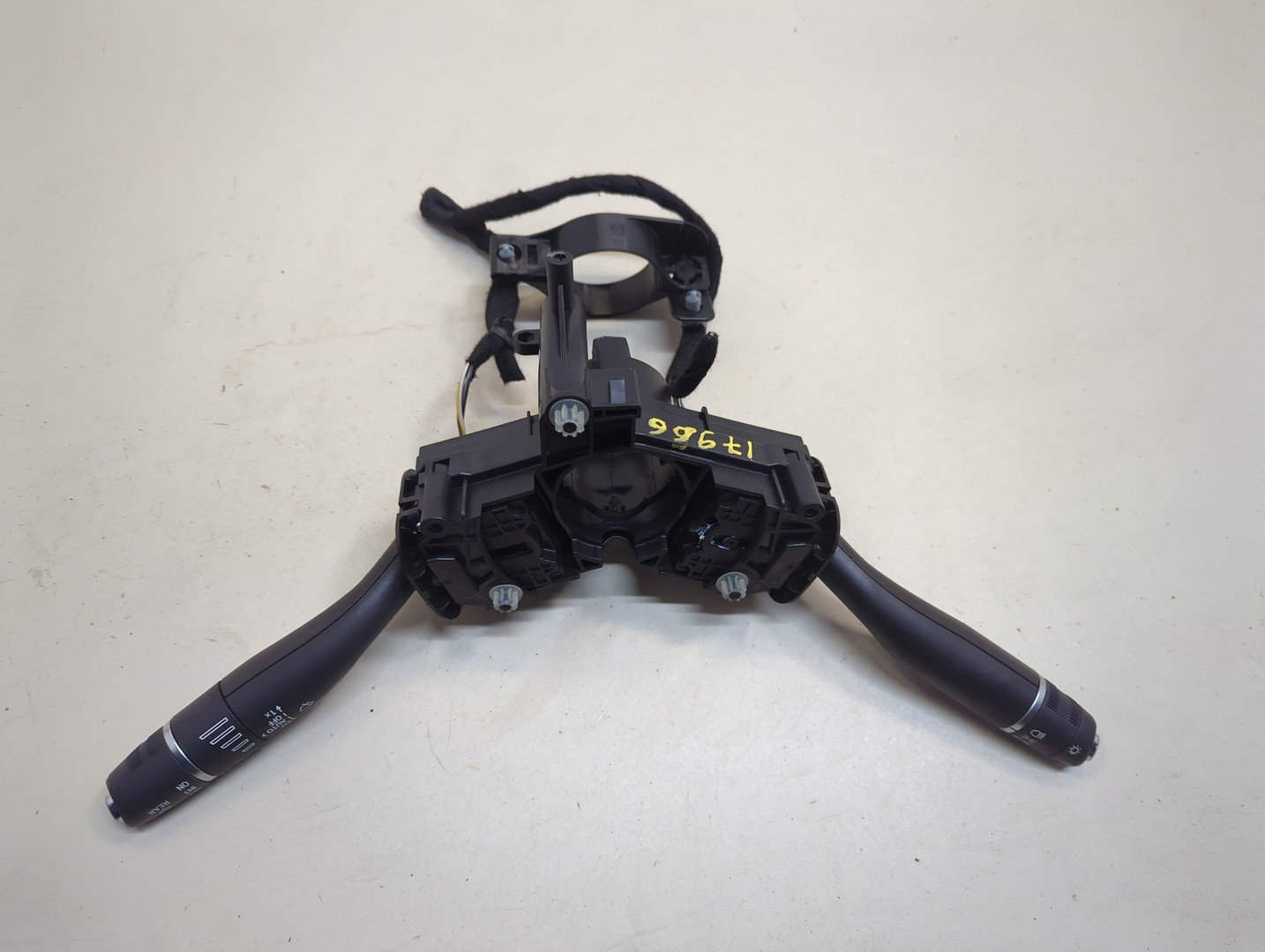 Переключатель подрулевой