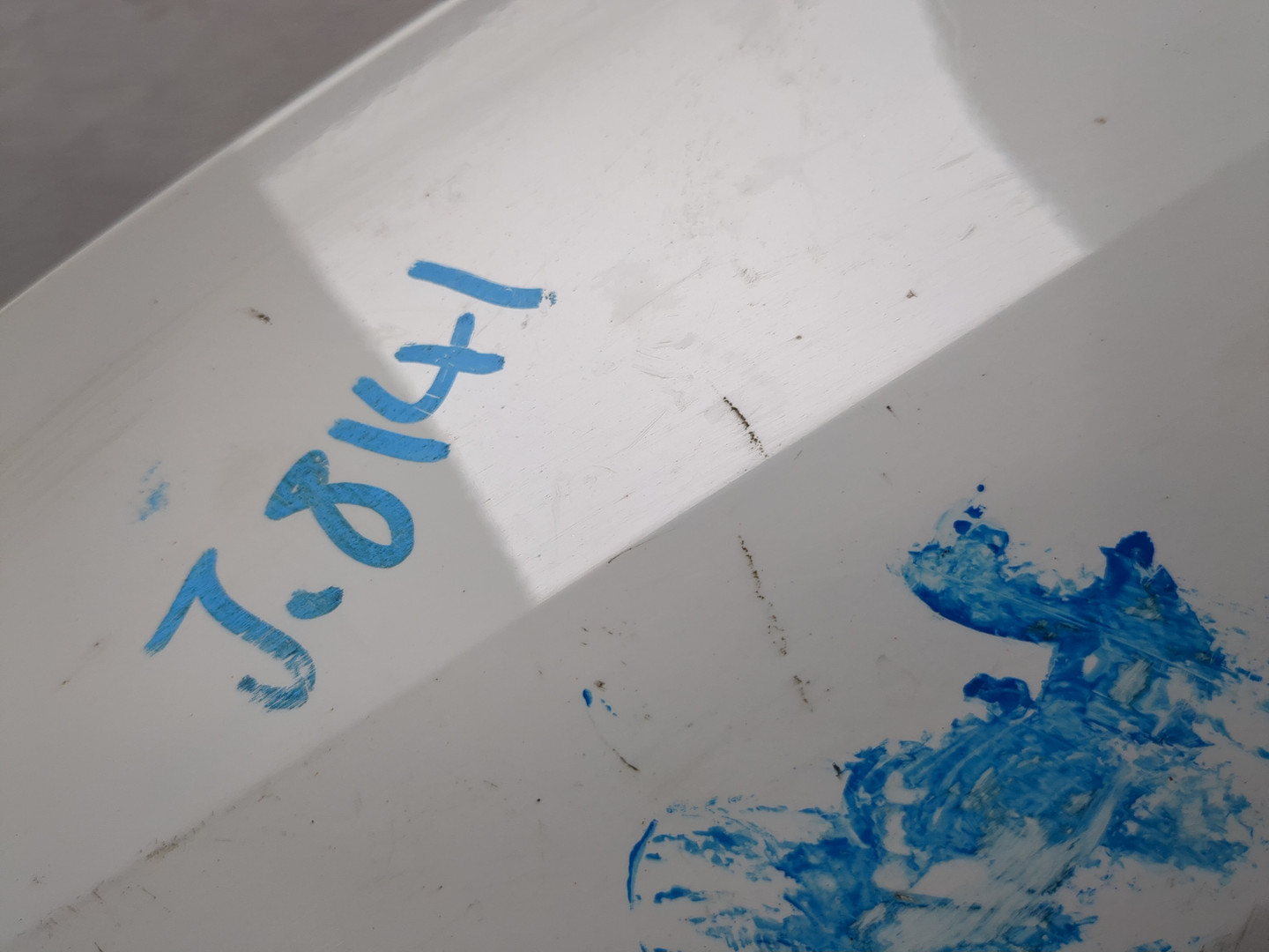 Лючок бензобака