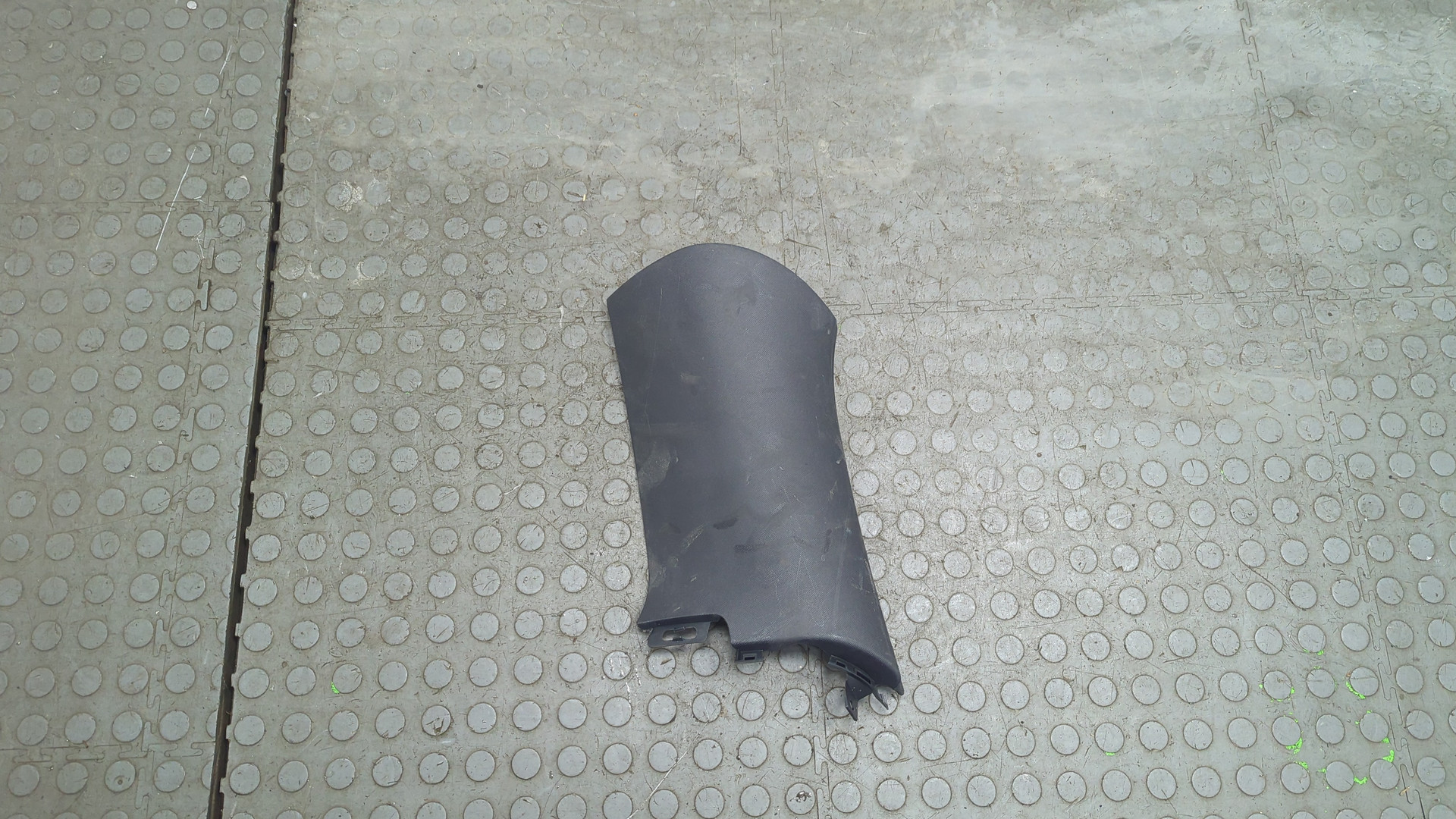 Обшивка стойки