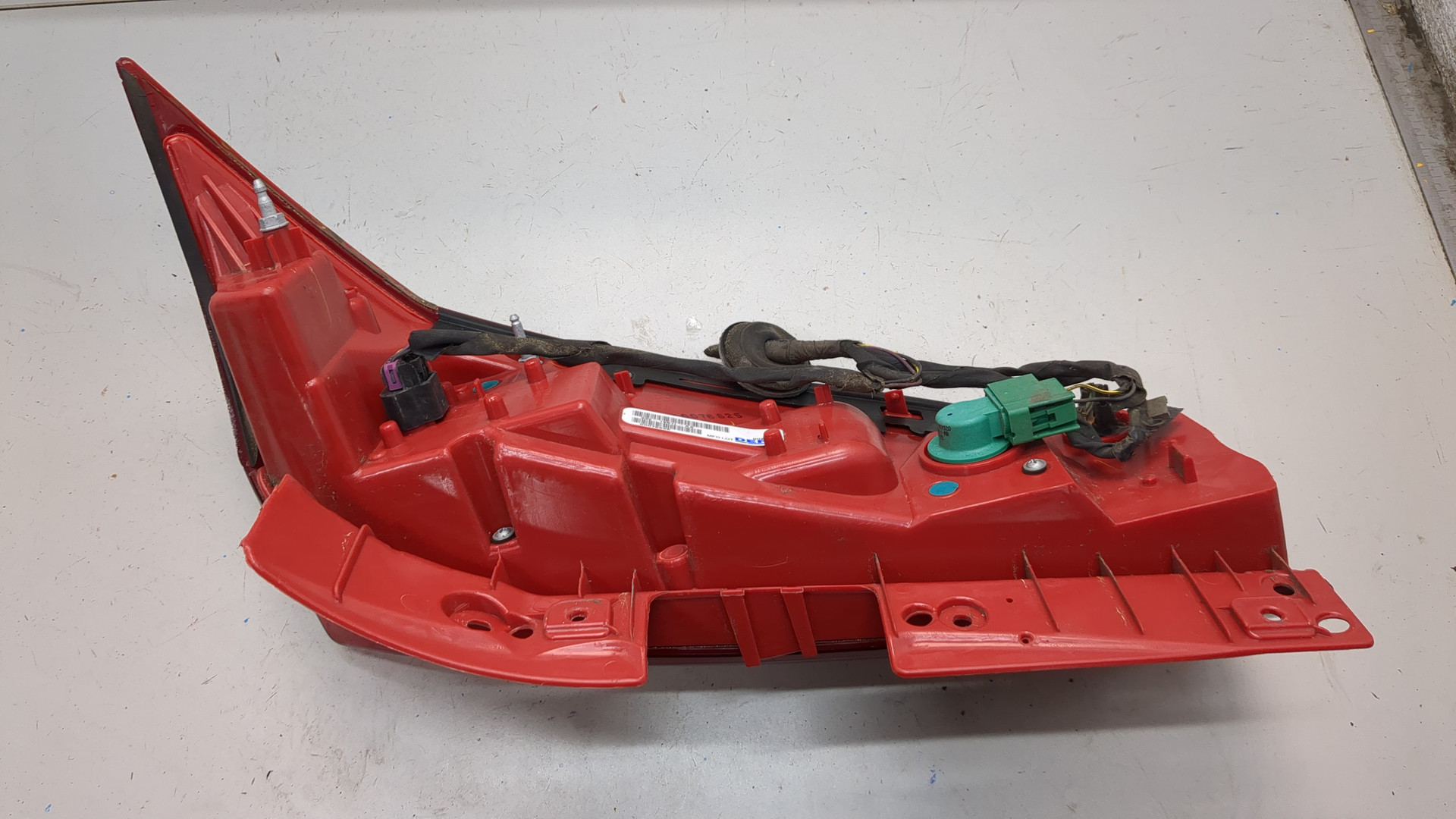 Фонарь задний левый