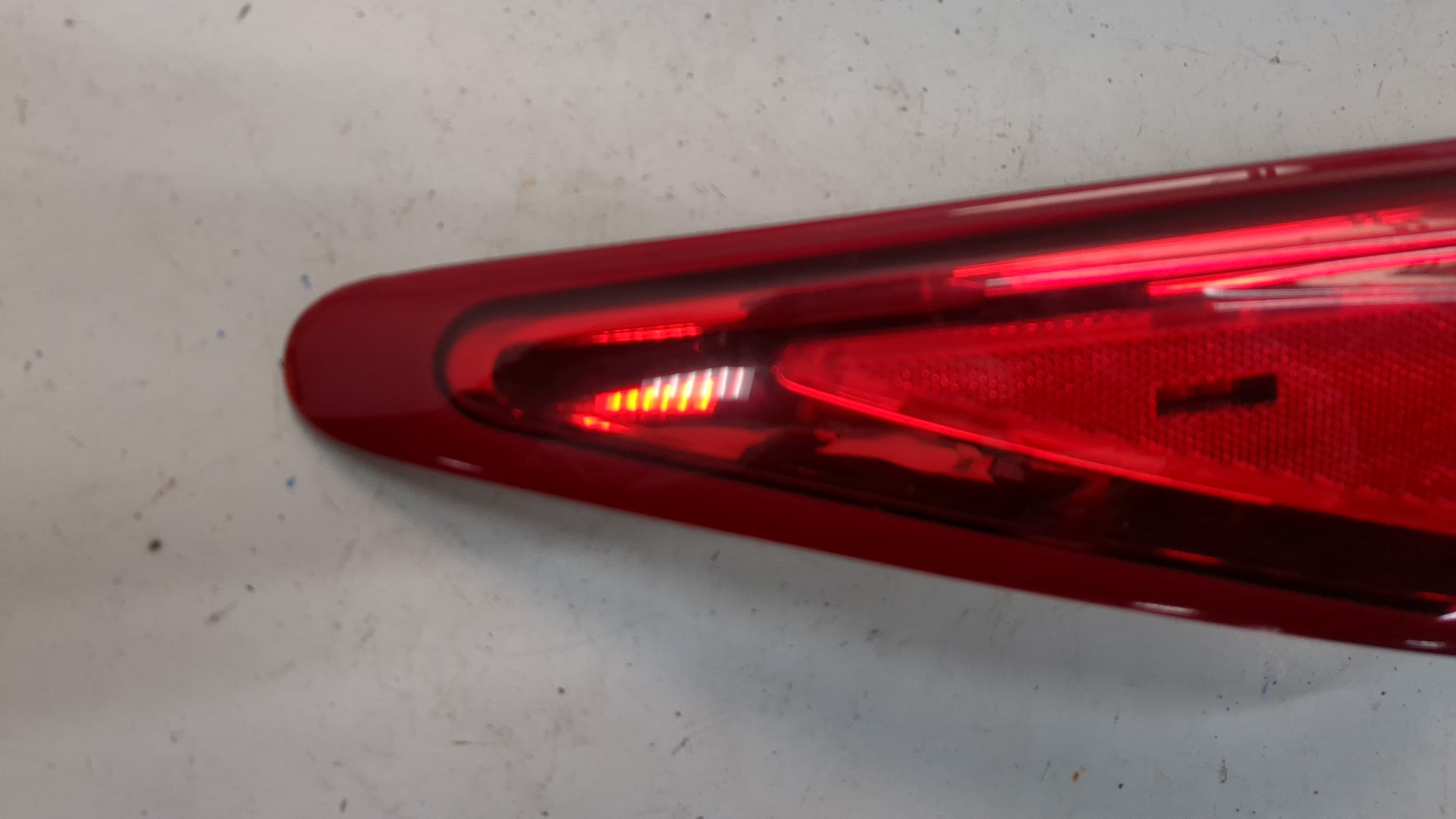 Фонарь задний левый