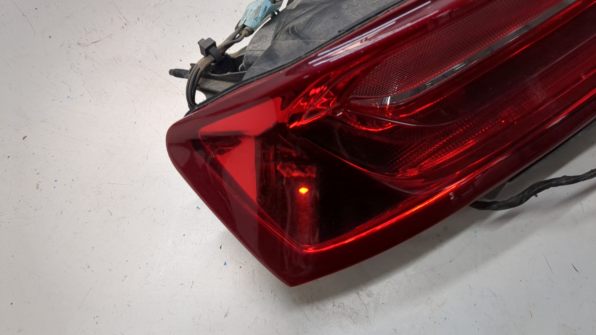 Фонарь задний левый