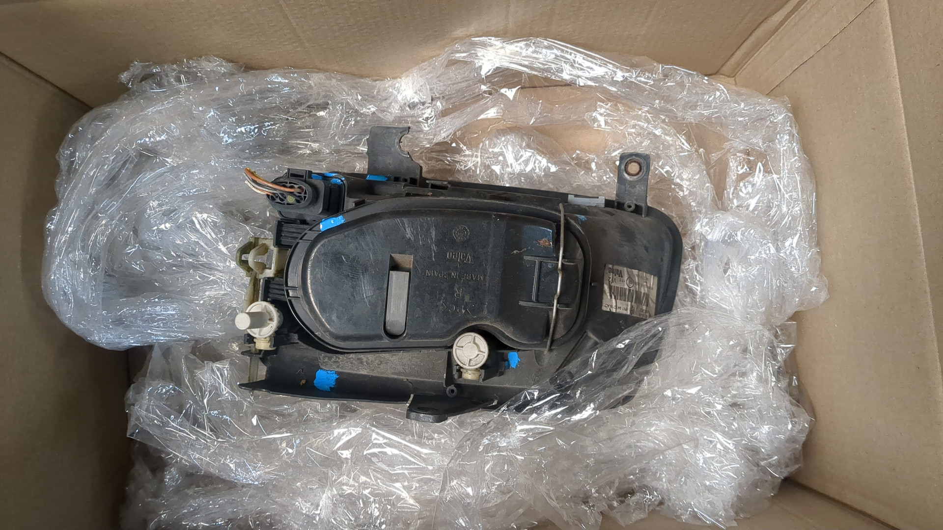 Фара правая