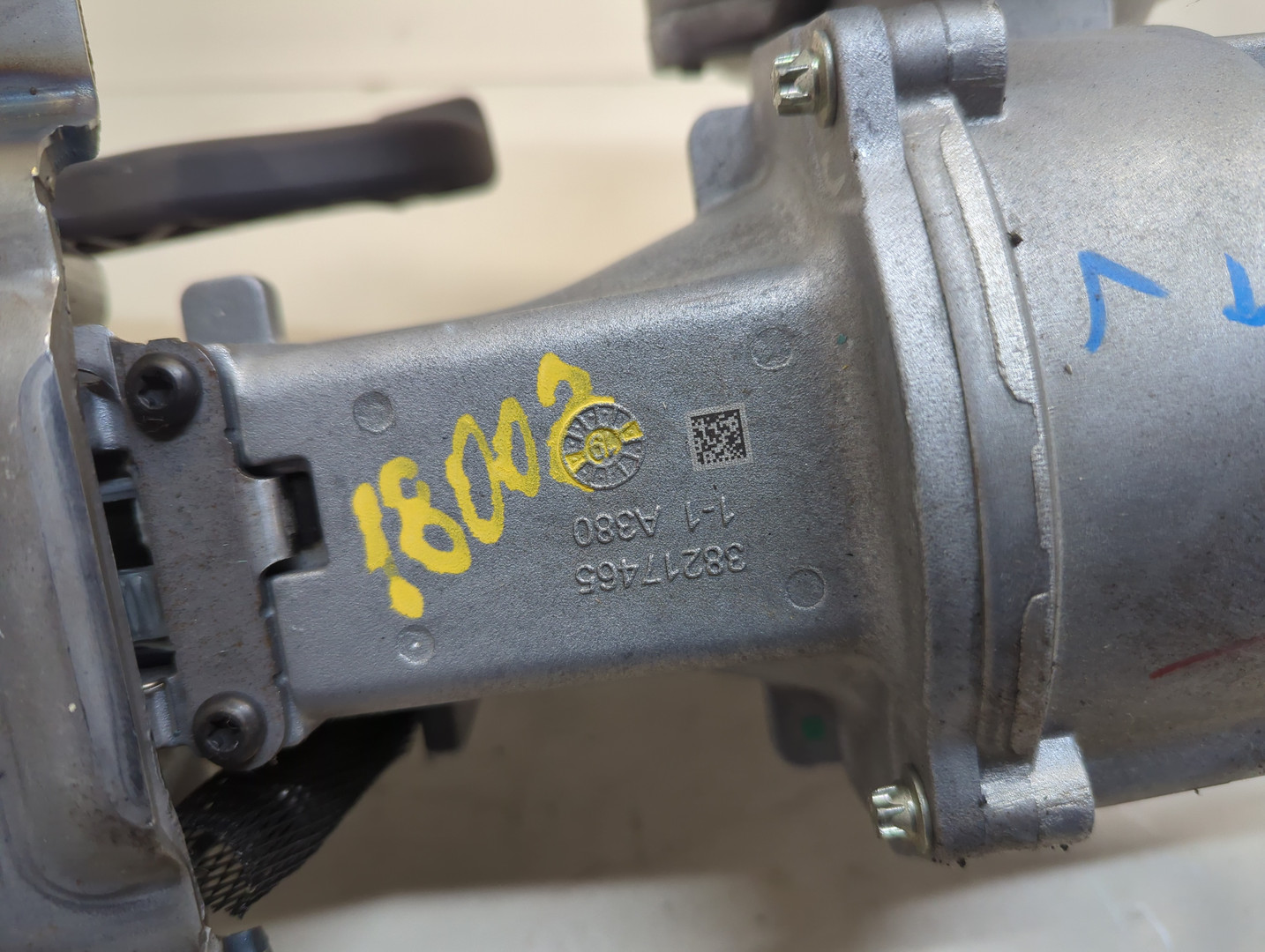 Серводвигатель рулевой рейки