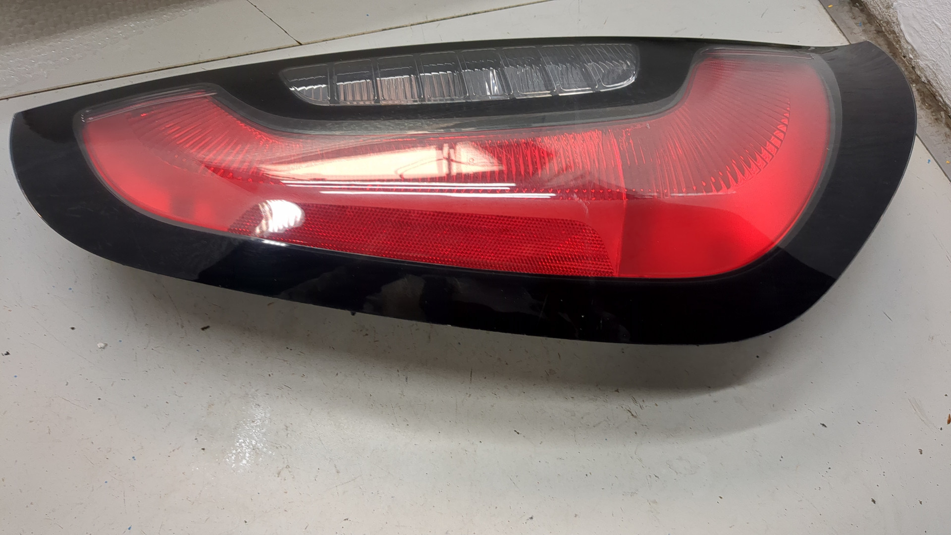 Фонарь задний левый