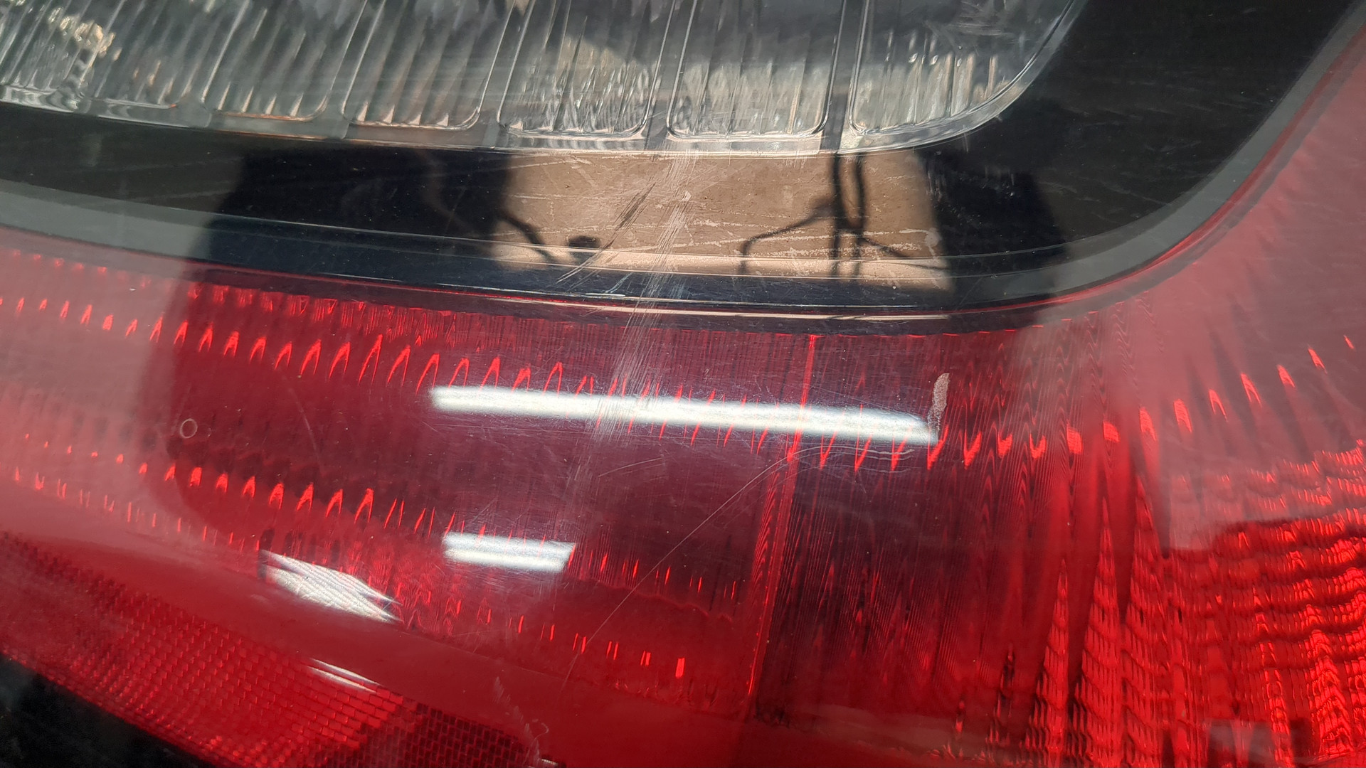 Фонарь задний левый