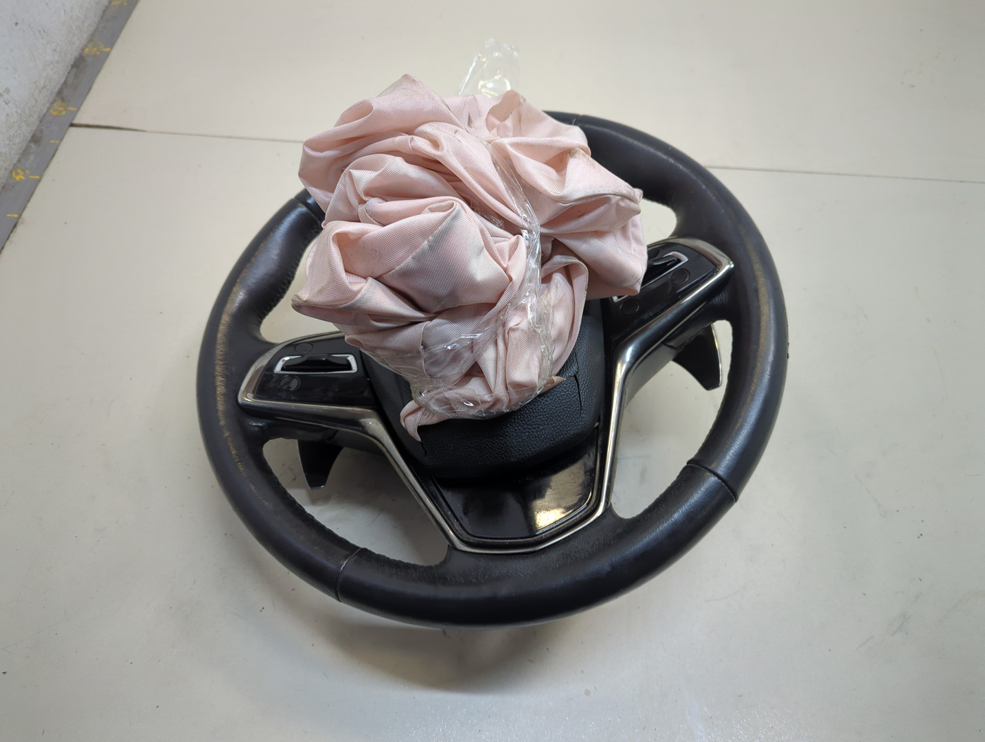 Рулевое колесо (руль)