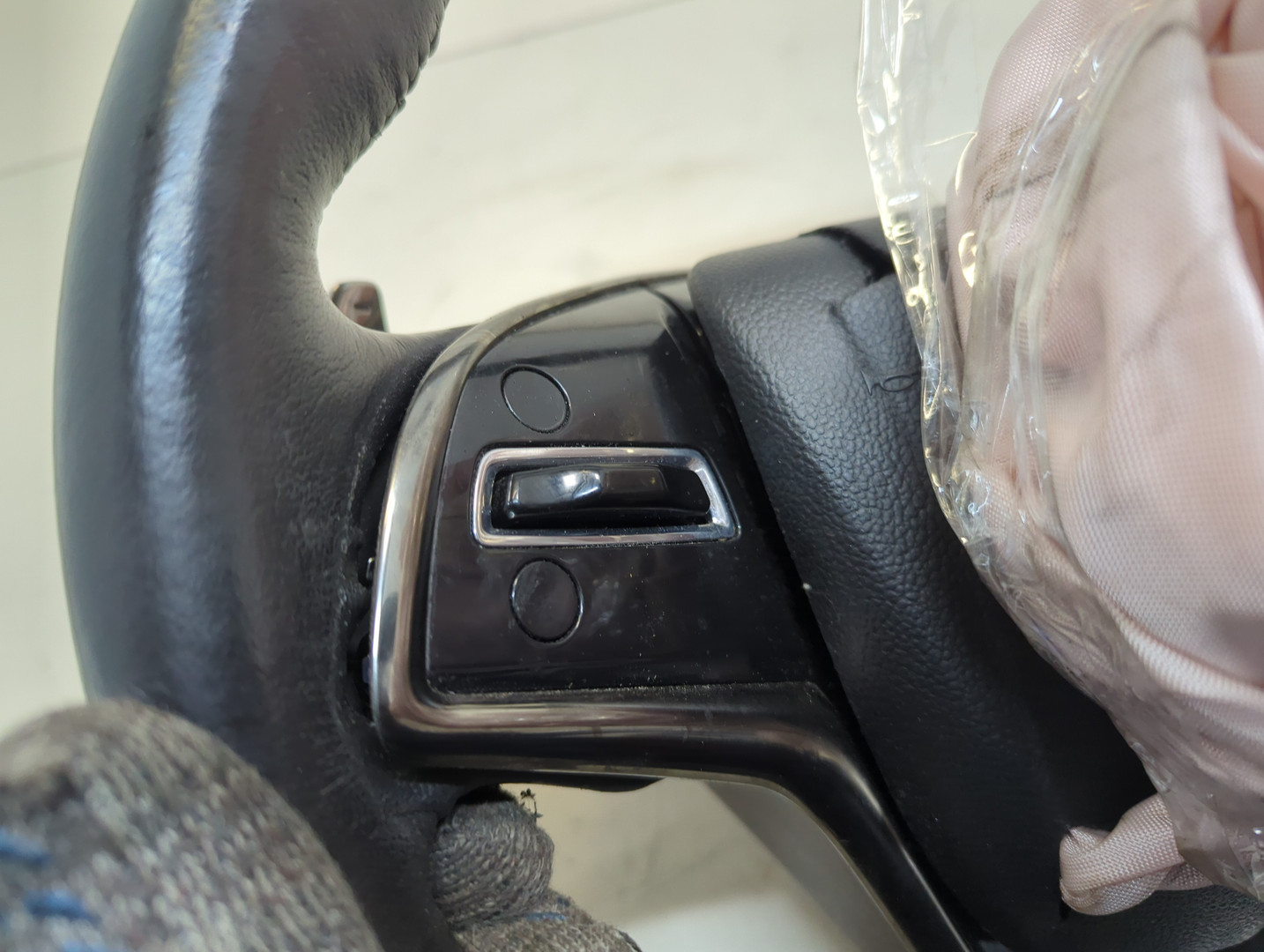 Рулевое колесо (руль)