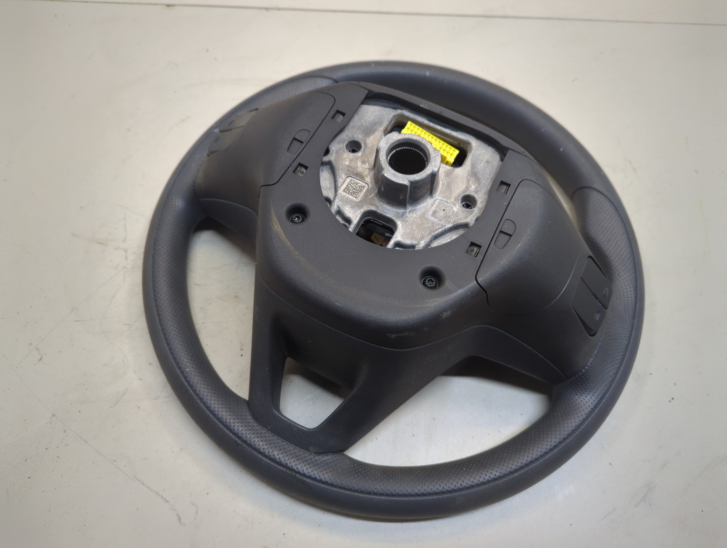 Рулевое колесо (руль)