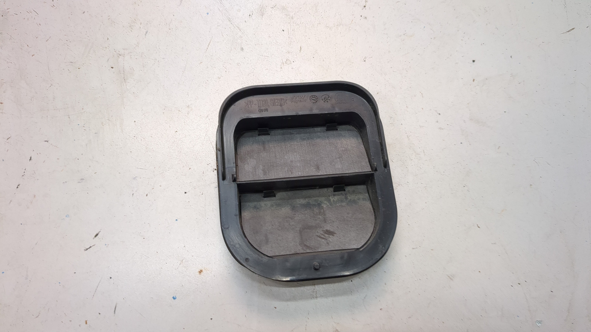 Воздухозаборник (внутри)