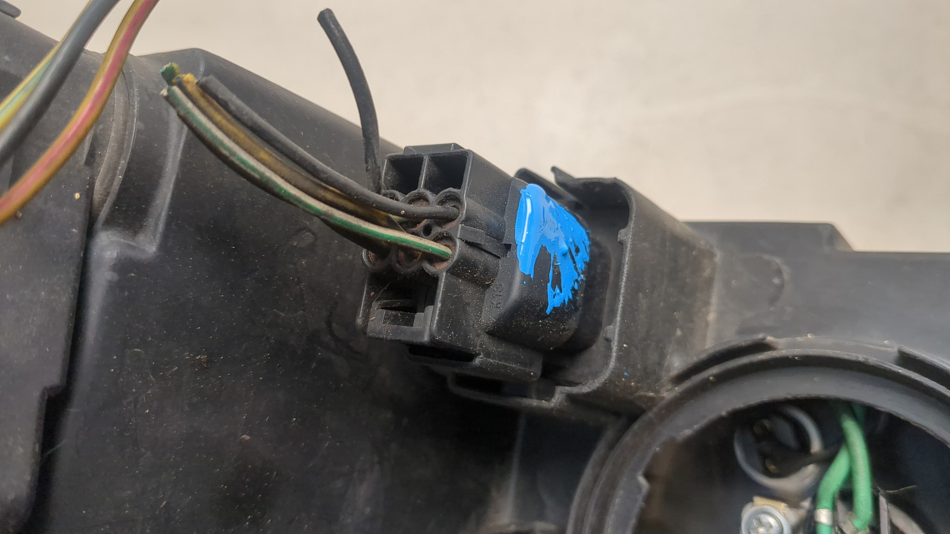 Фара правая