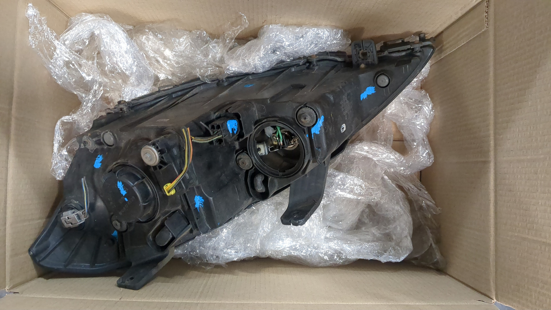 Фара правая