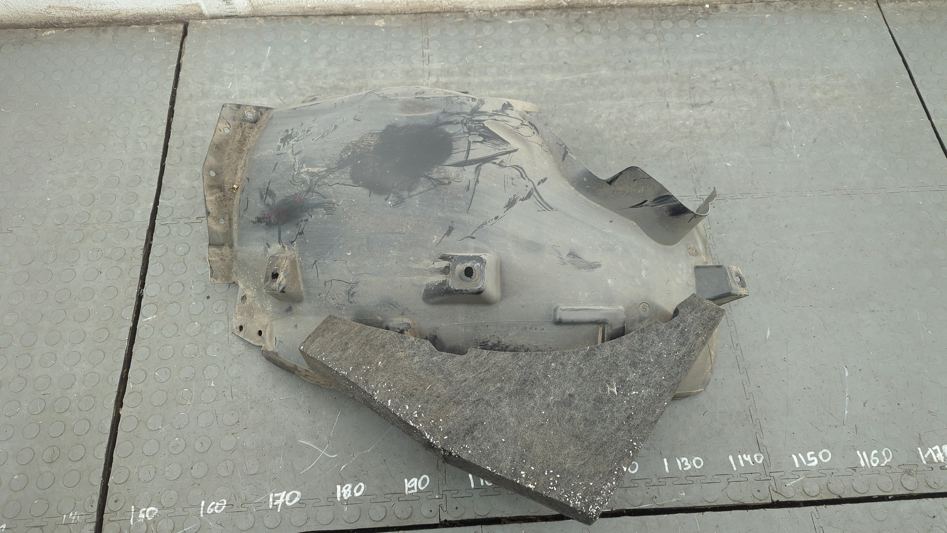 Локер передний правый