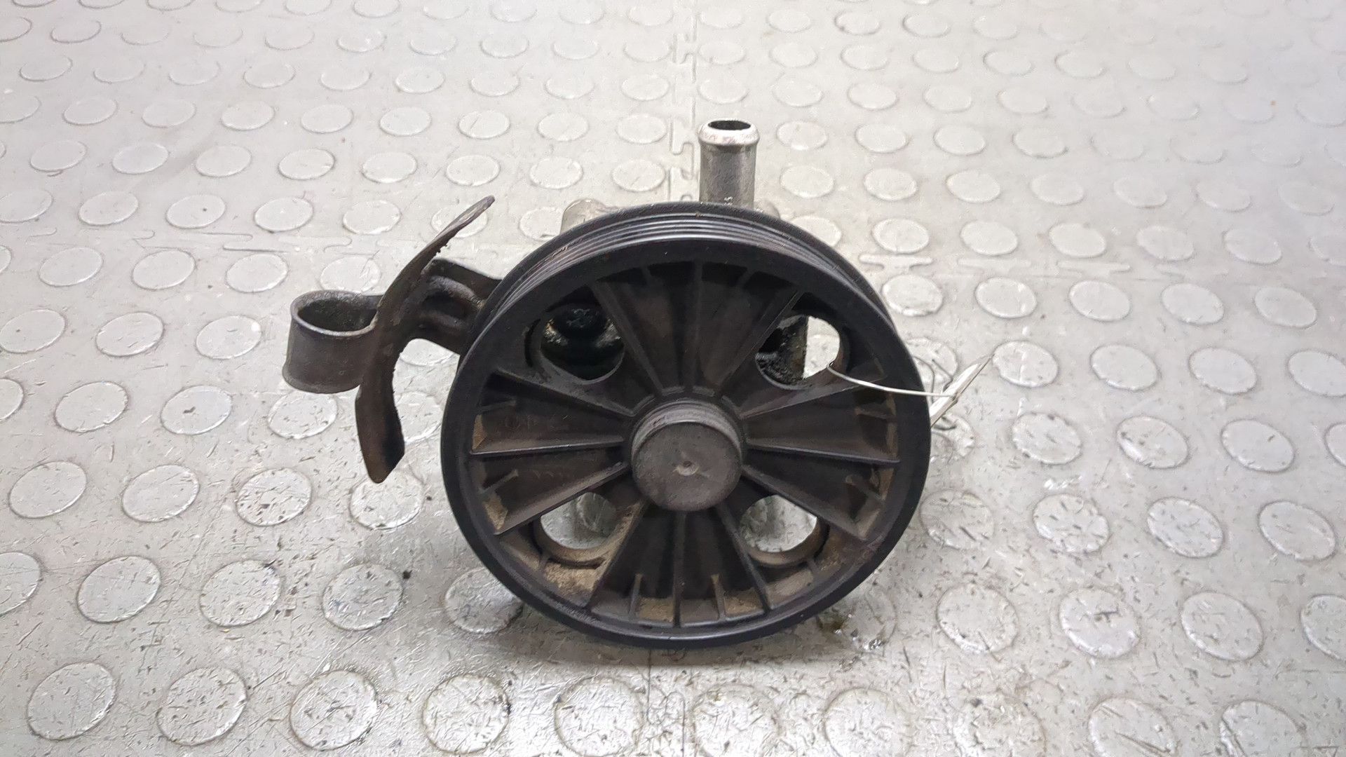 Насос ГУР (гидроусилитель руля)