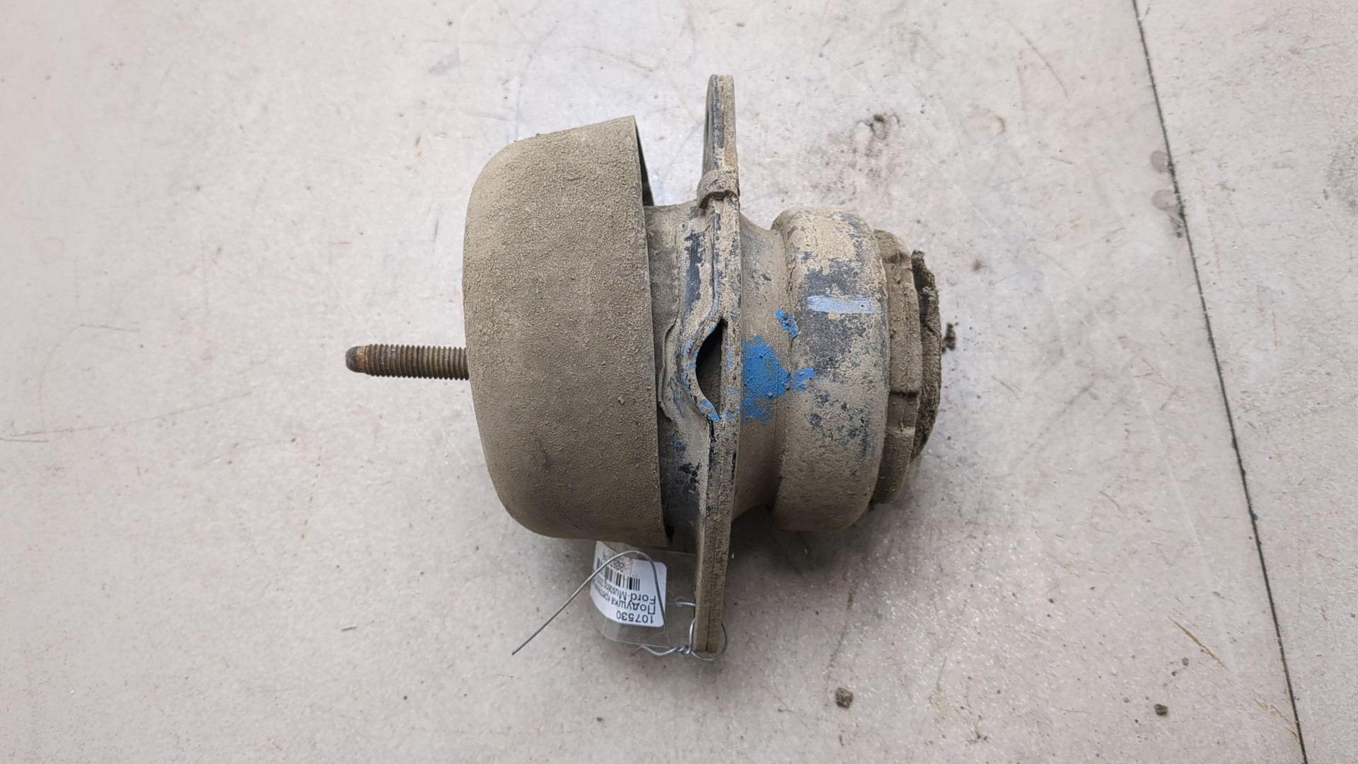 Опора двигателя