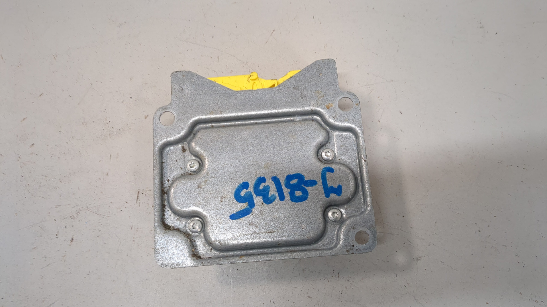 Блок управления подушек безопасности (AIR BAG)