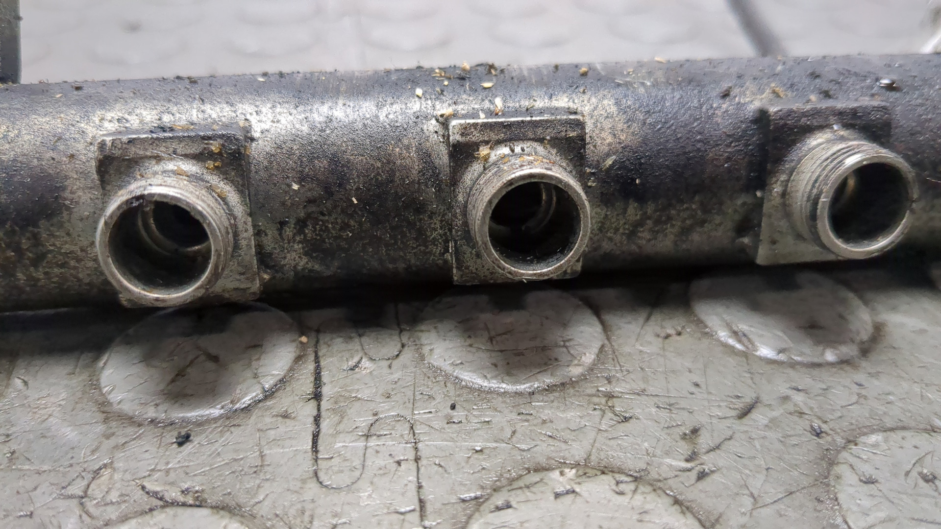 Рейка топливная (рампа)