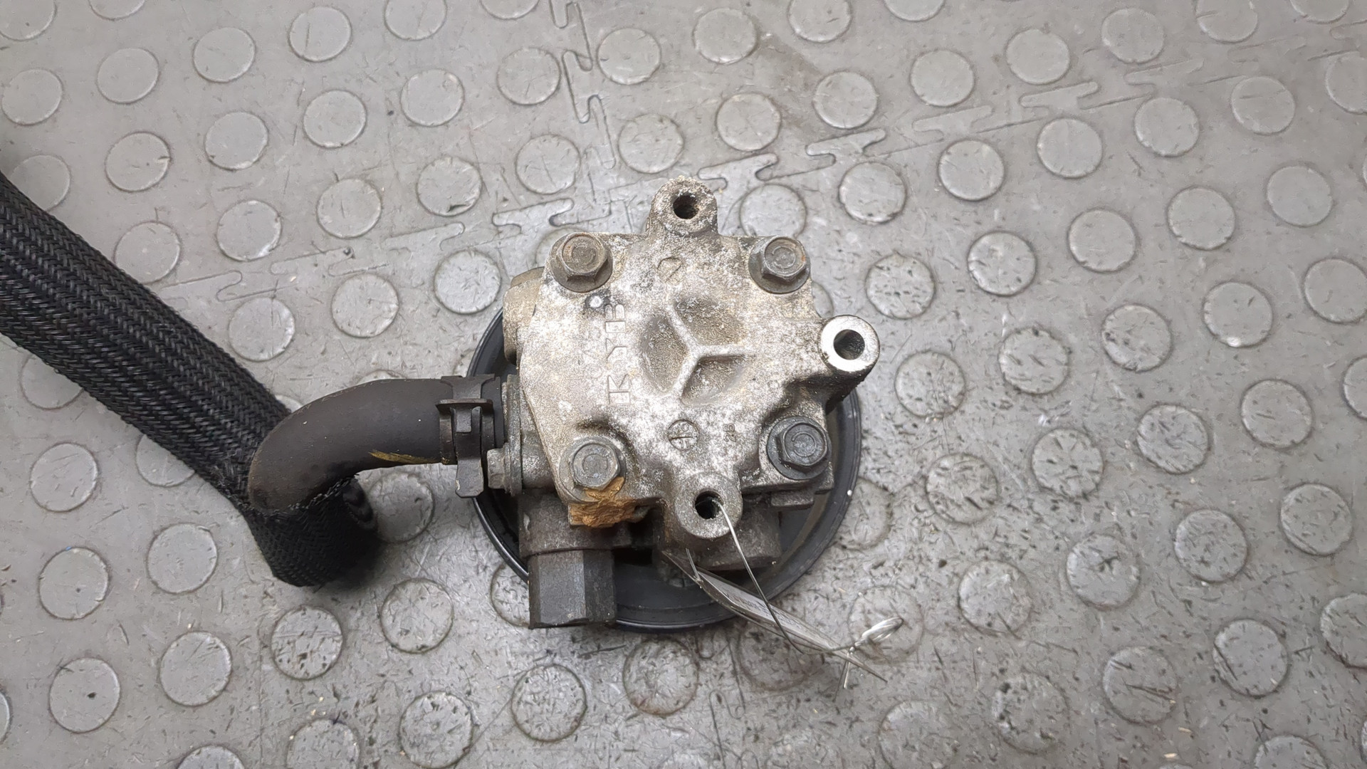 Насос ГУР (гидроусилитель руля)