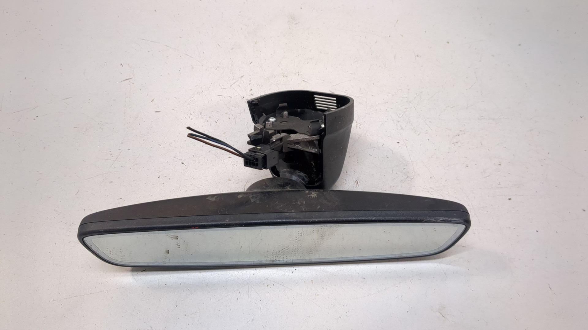 Зеркало заднего вида