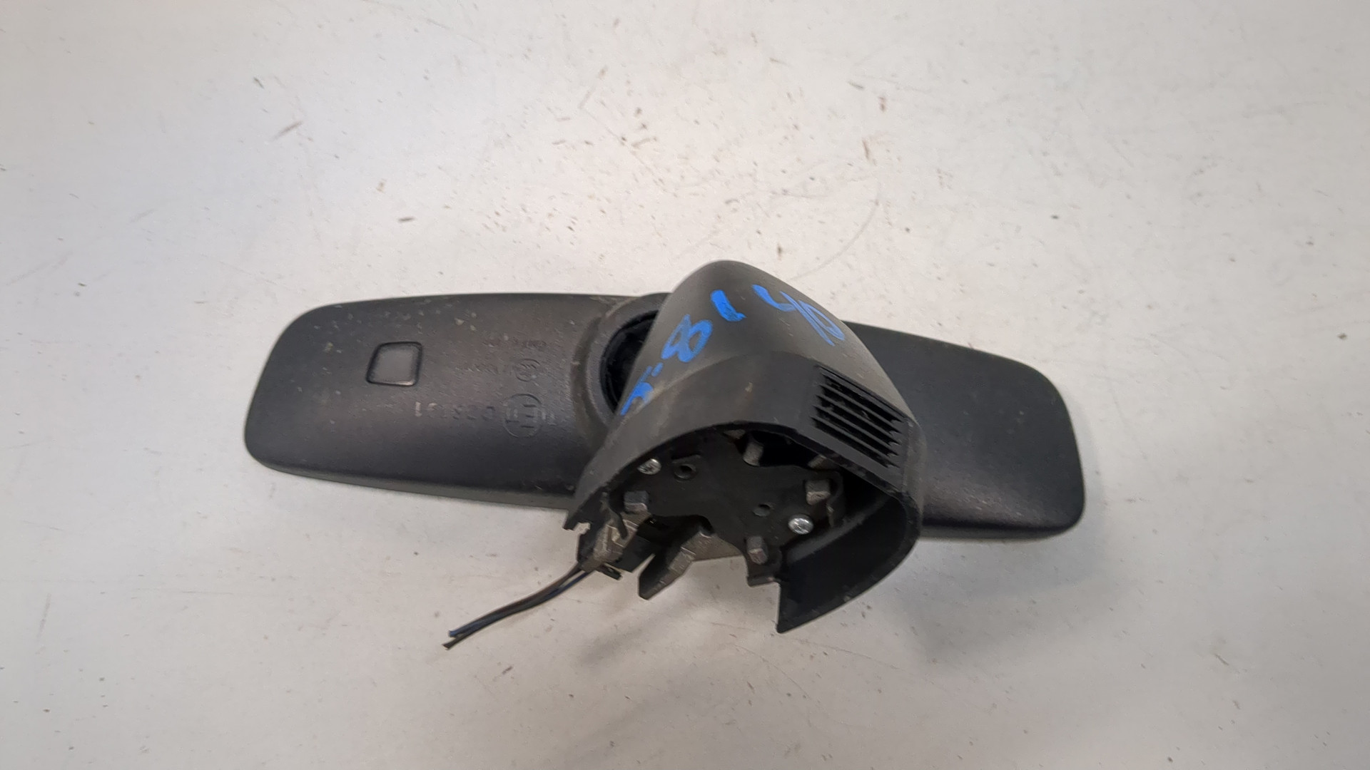 Зеркало заднего вида