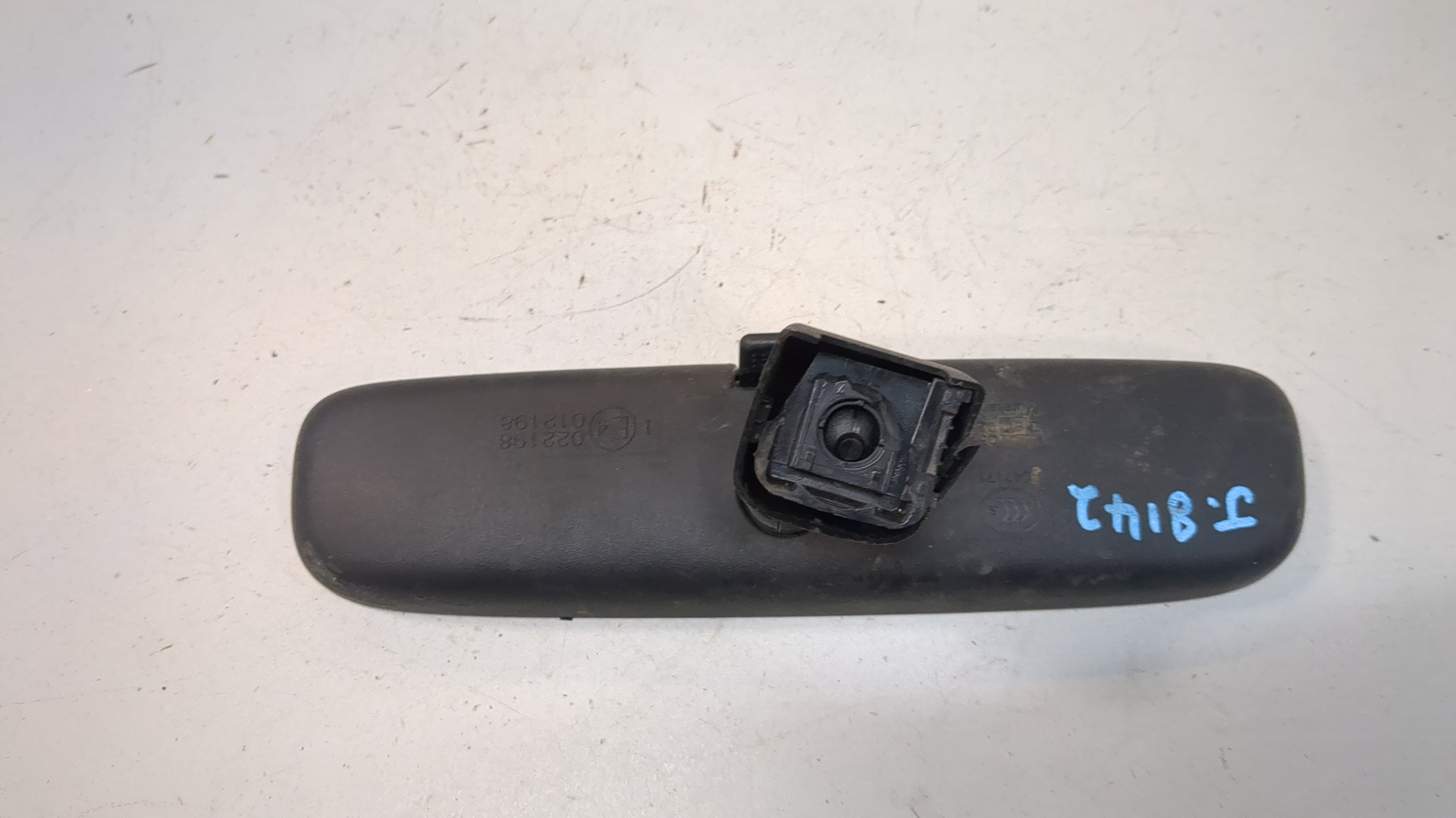 Зеркало заднего вида