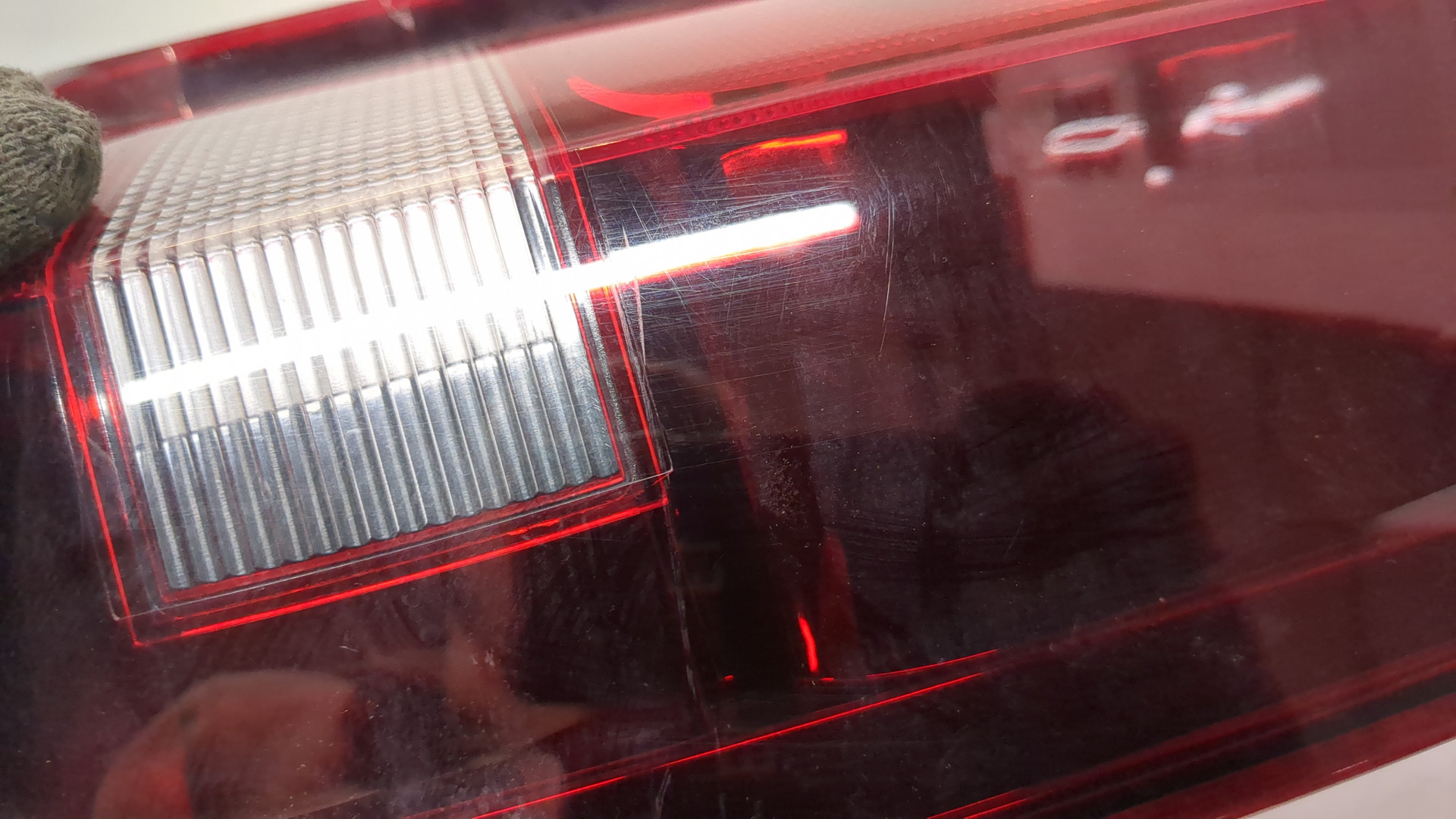 Фонарь задний правый