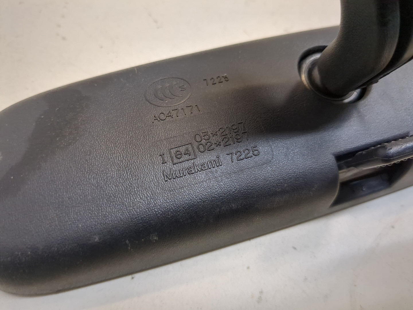 Зеркало заднего вида