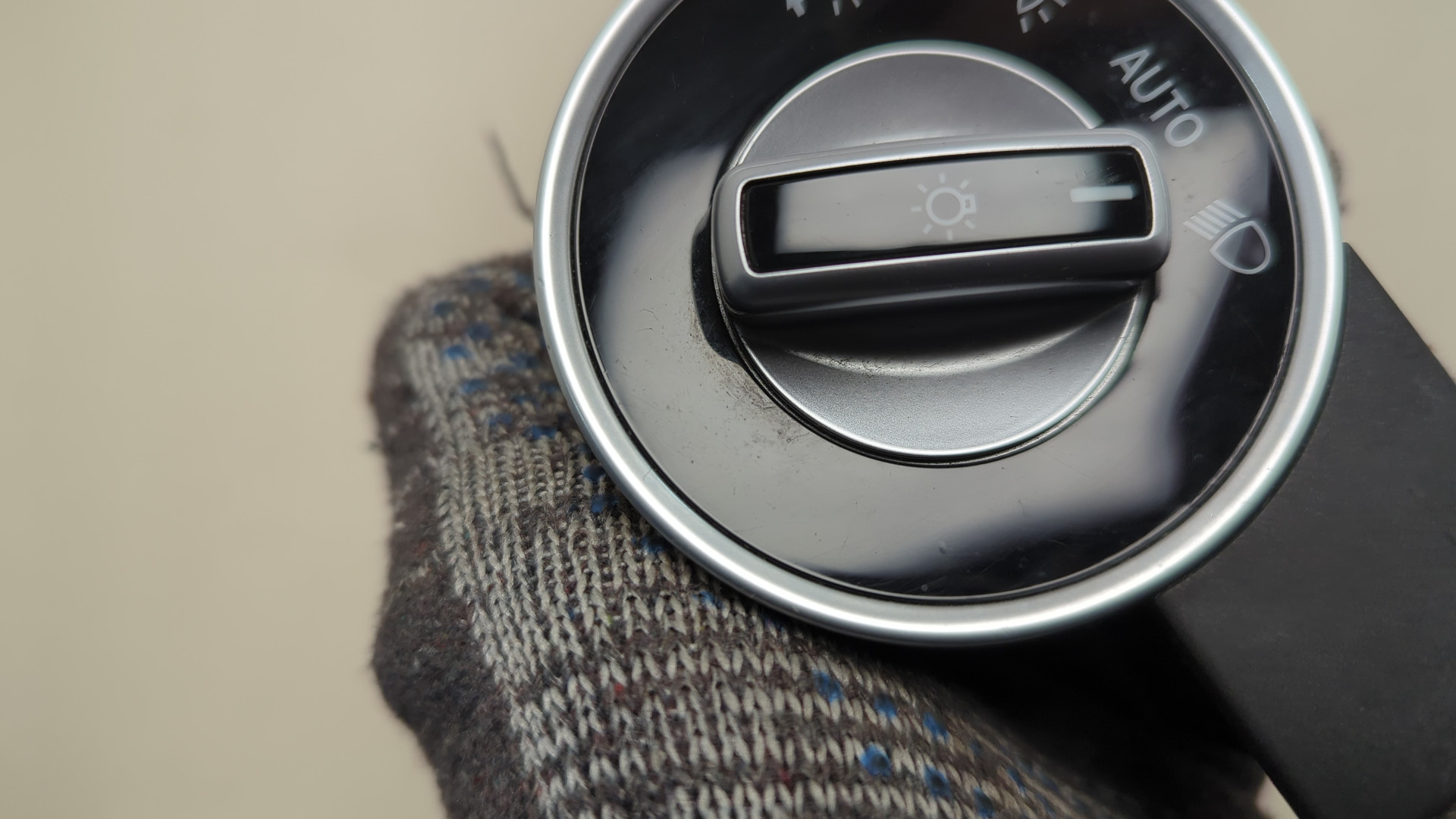 Переключатель света фар