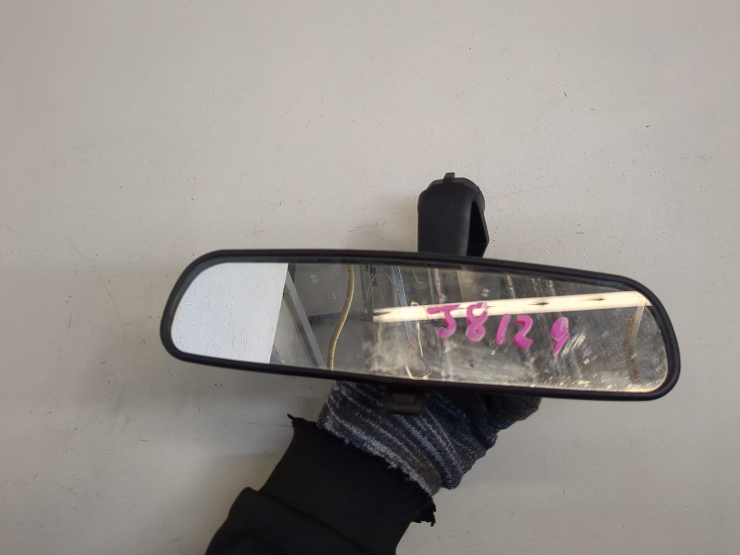 Зеркало заднего вида