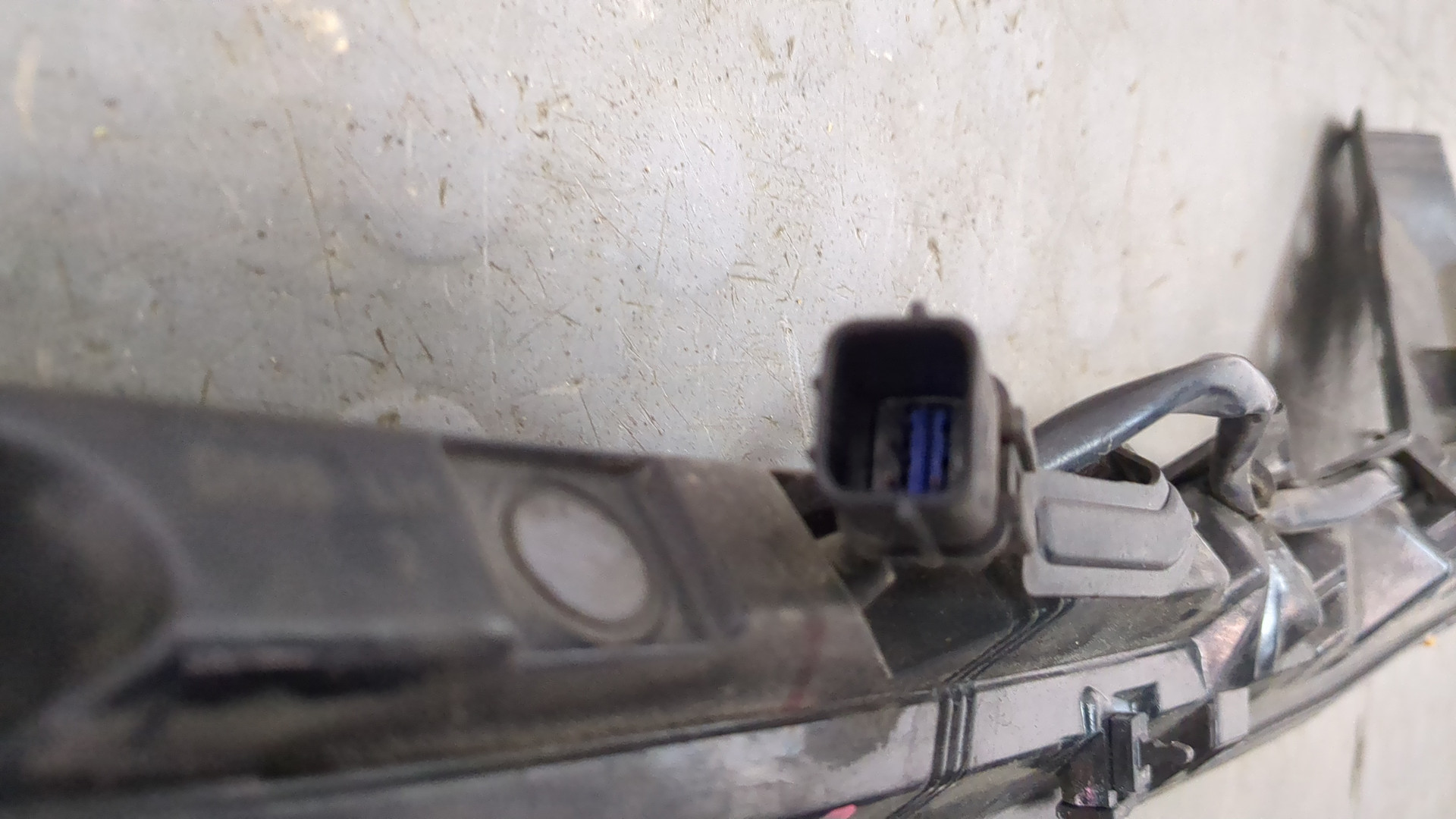 Фара дневного света левая (ходовые огни)