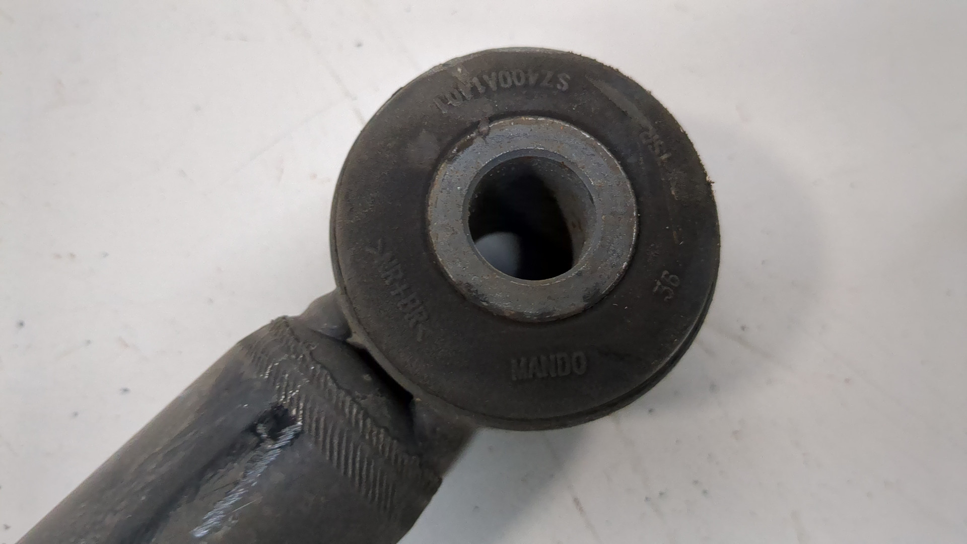 Амортизатор задний (стойка)