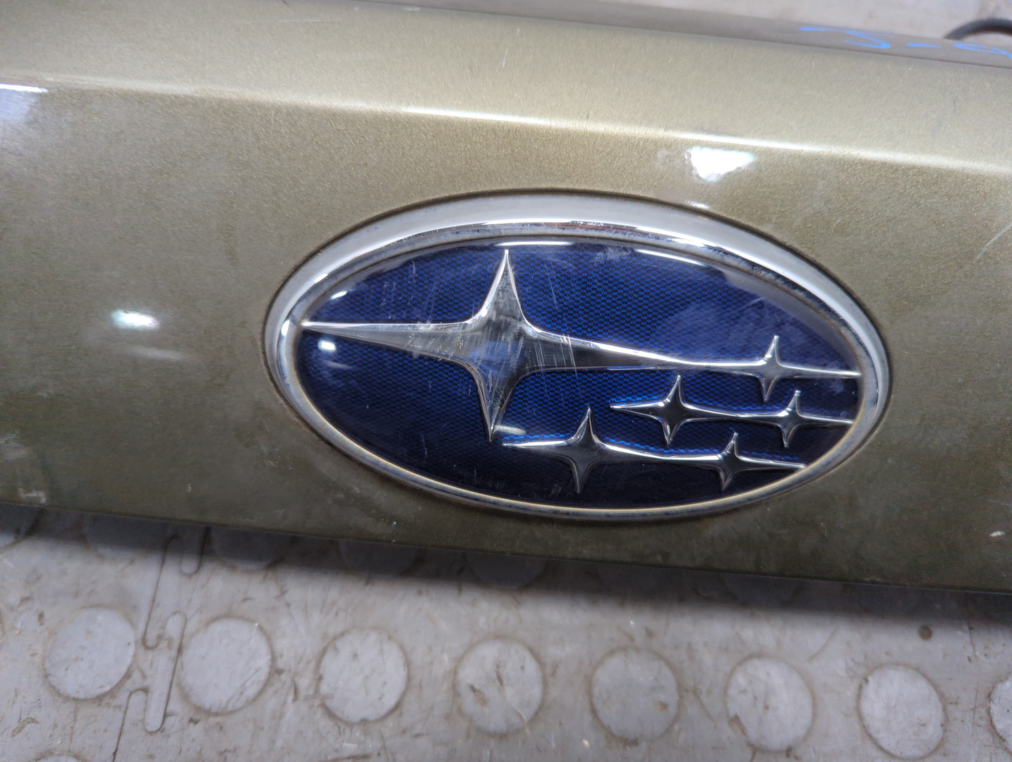 Накладка крышки багажника