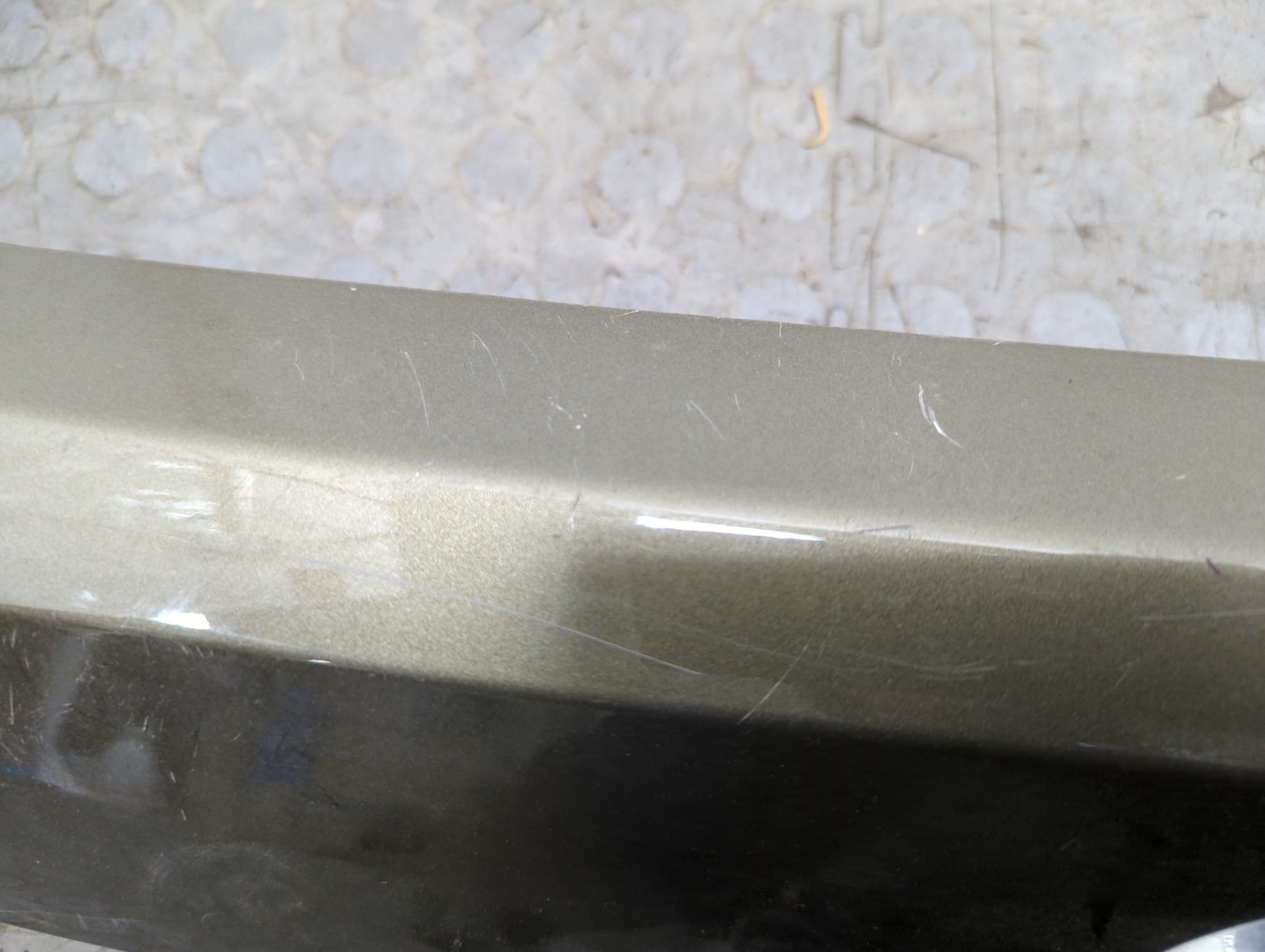 Накладка крышки багажника