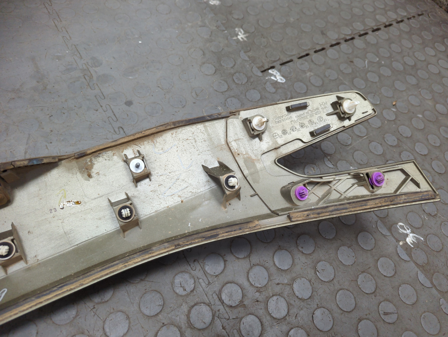 Накладка крышки багажника