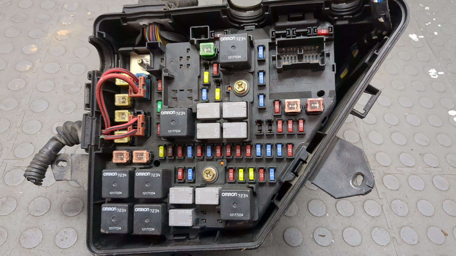 Блок предохранителей