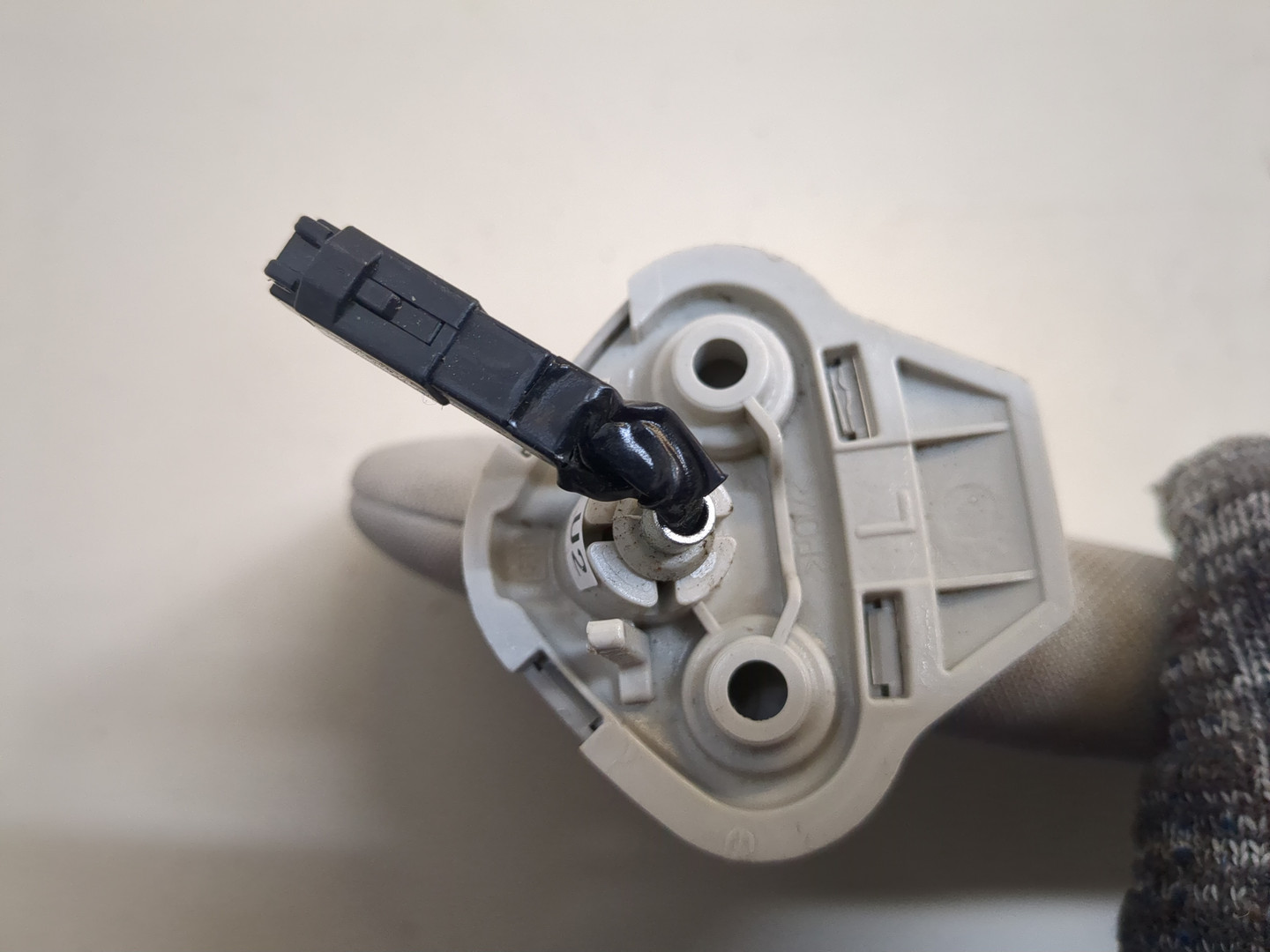 Козырек солнцезащитный