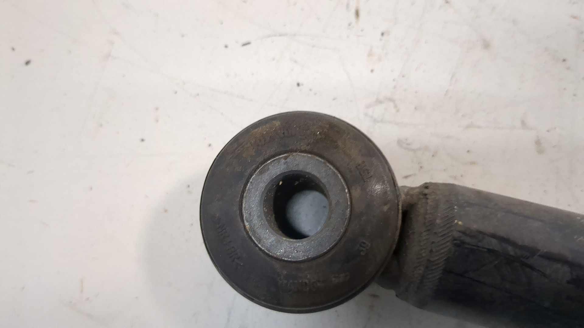 Амортизатор задний (стойка)