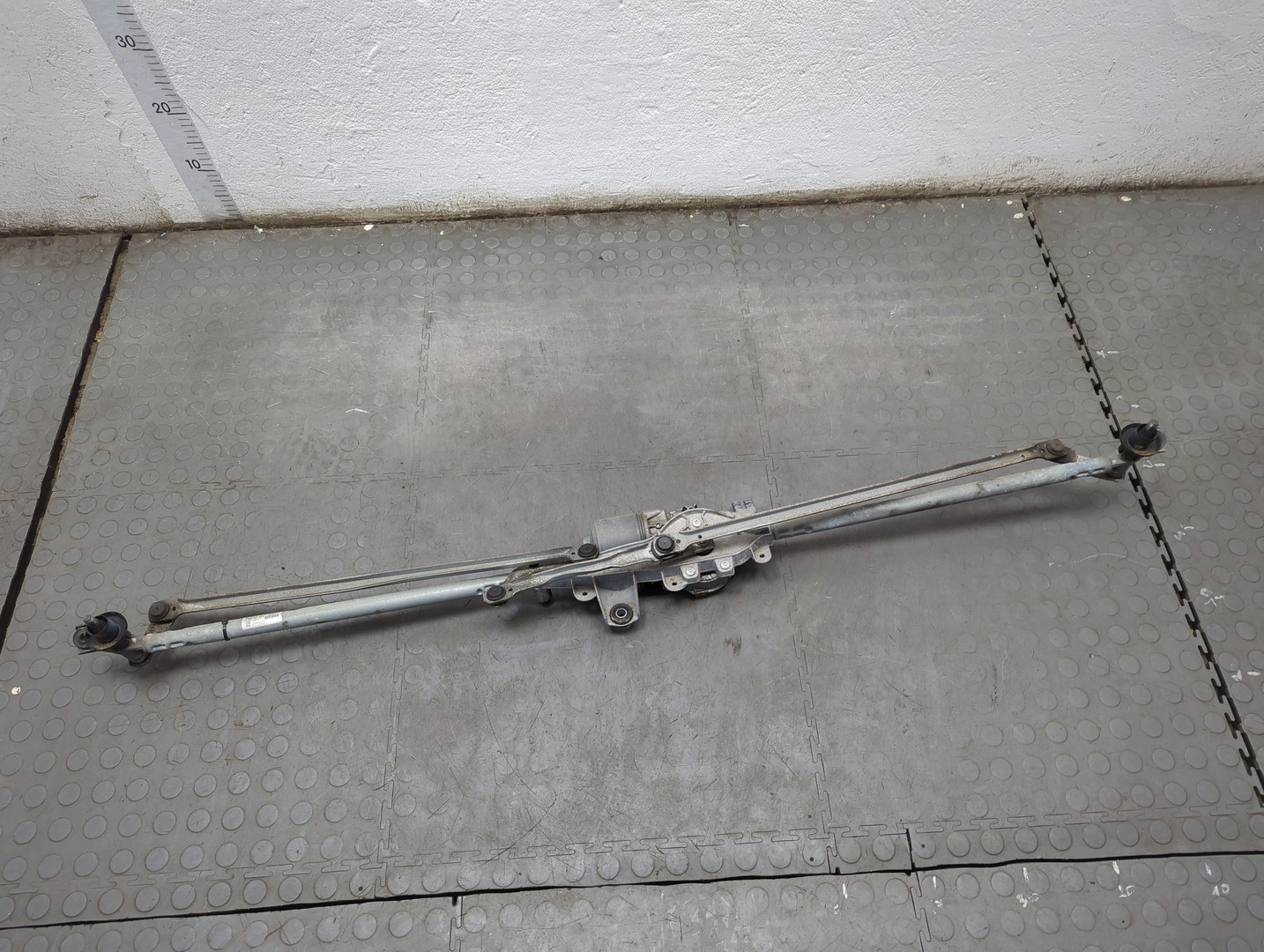 Трапеция стеклоочистителей