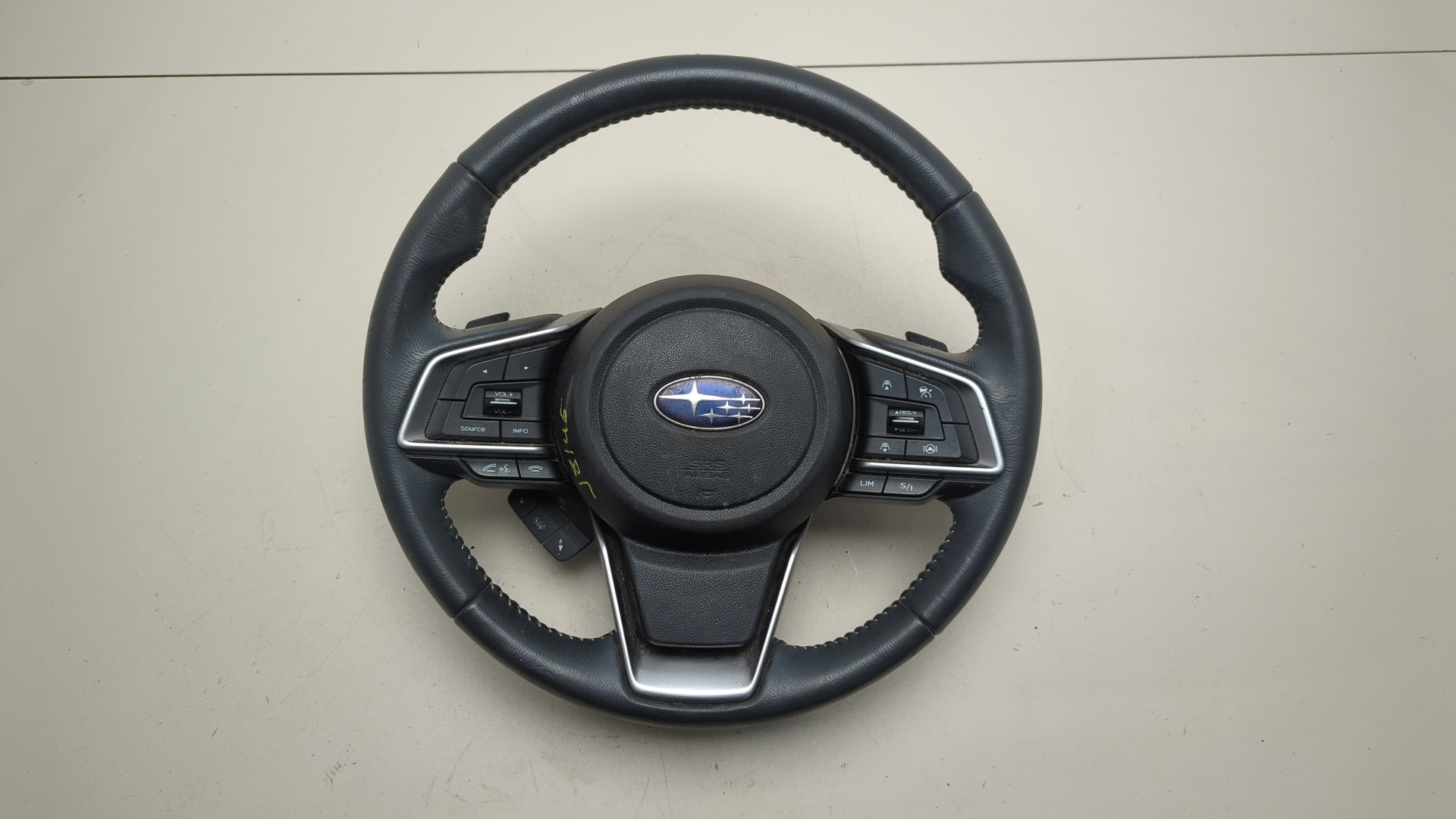 Рулевое колесо (руль)