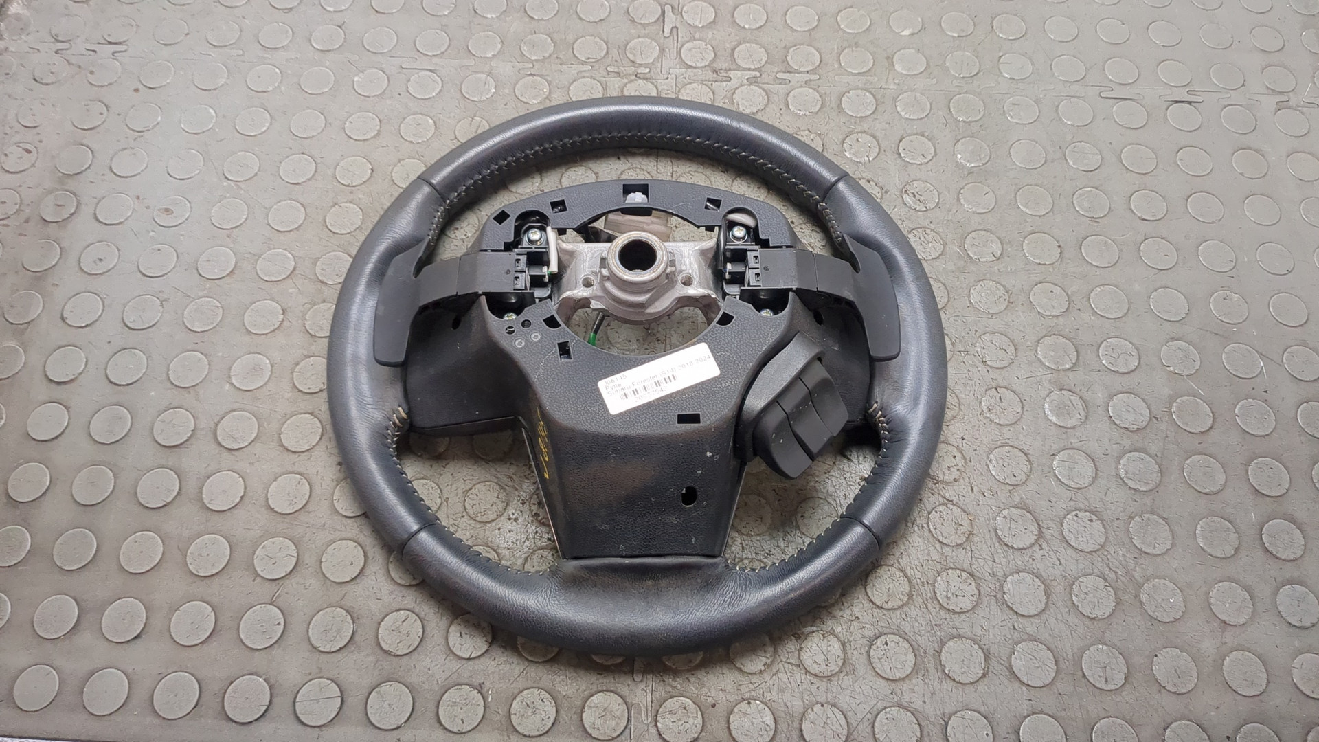 Рулевое колесо (руль)