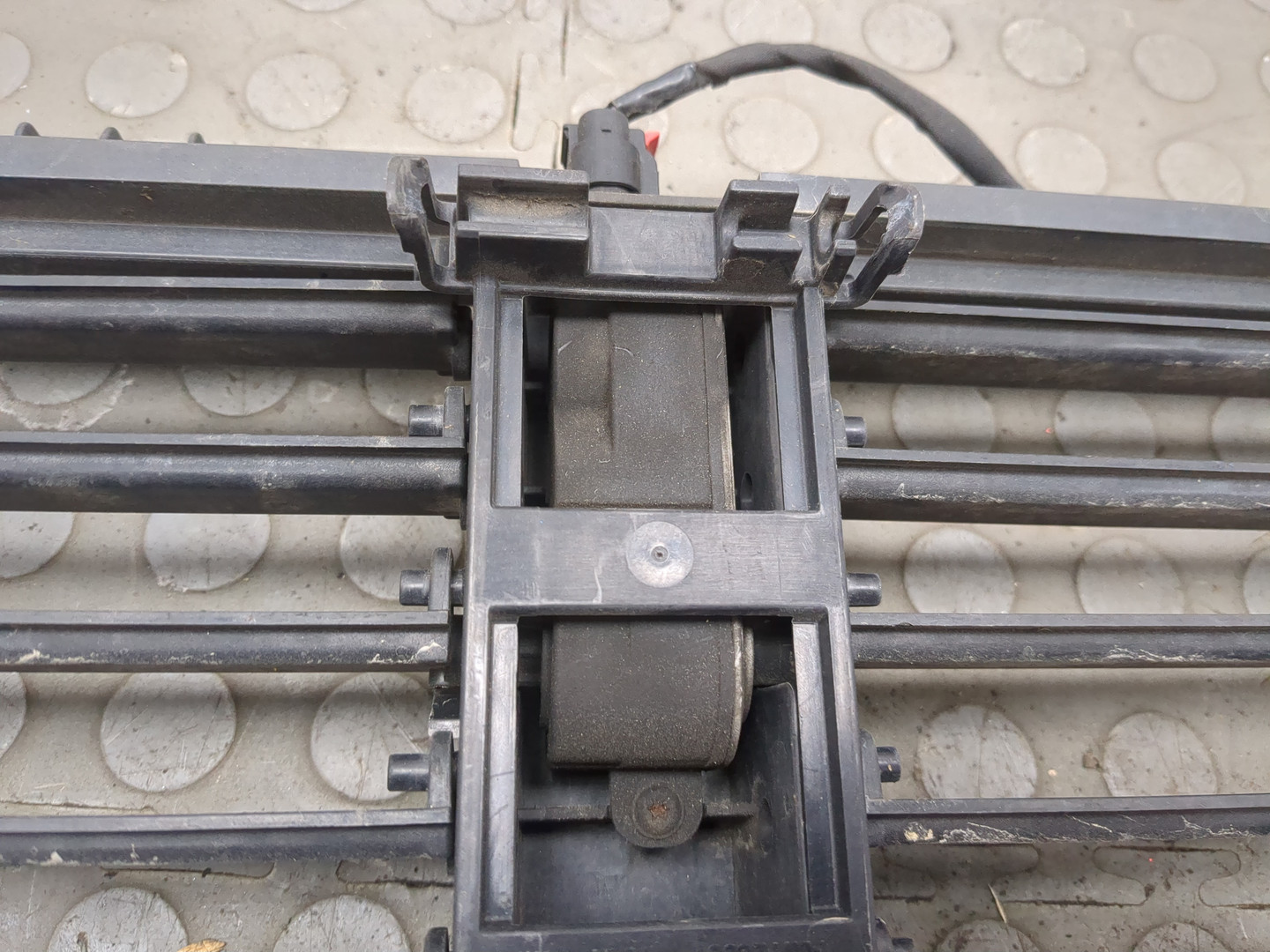 Жалюзи (воздуховод) бампера переднего